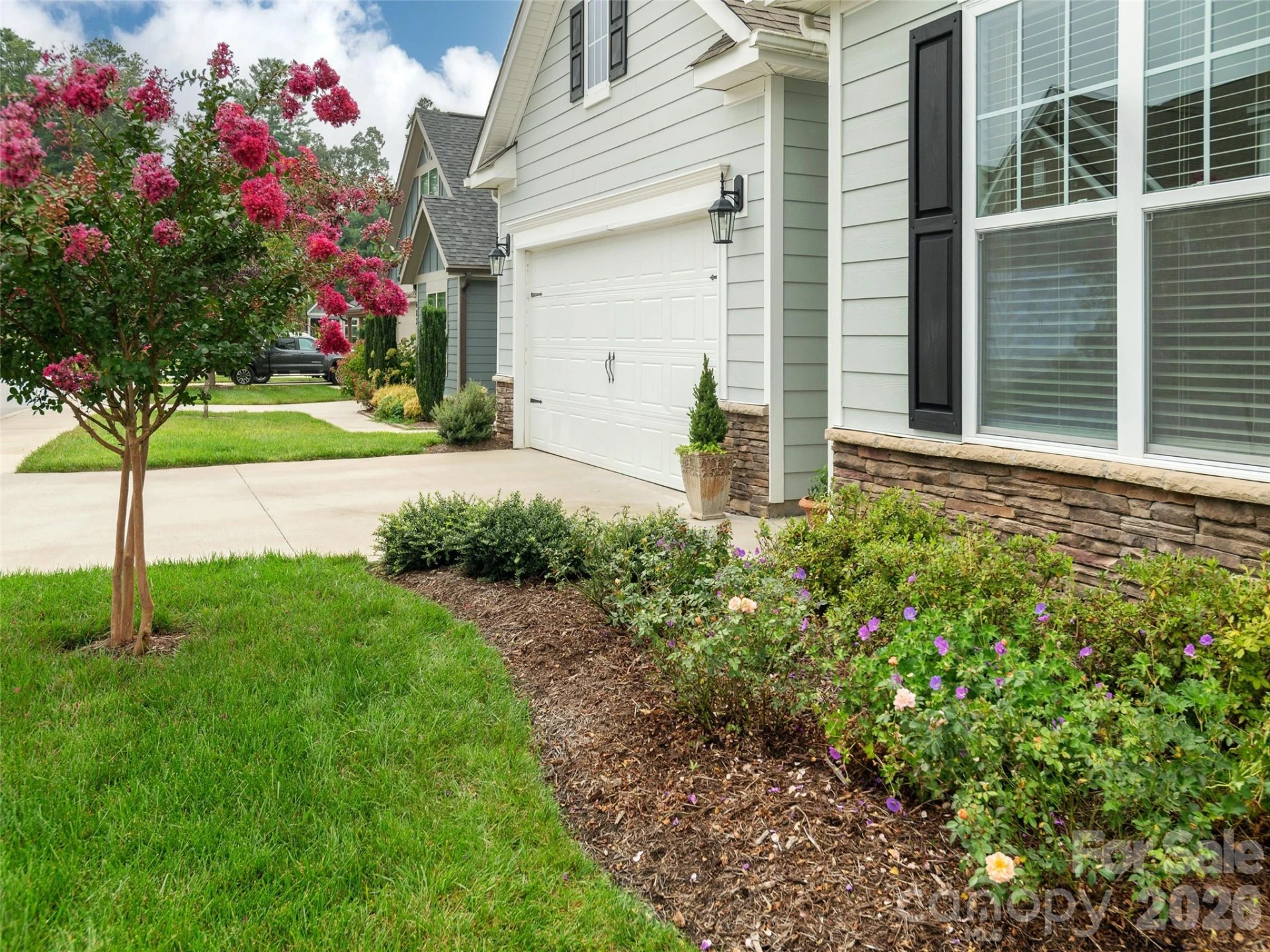 743 Summerfield Place - Photo 3