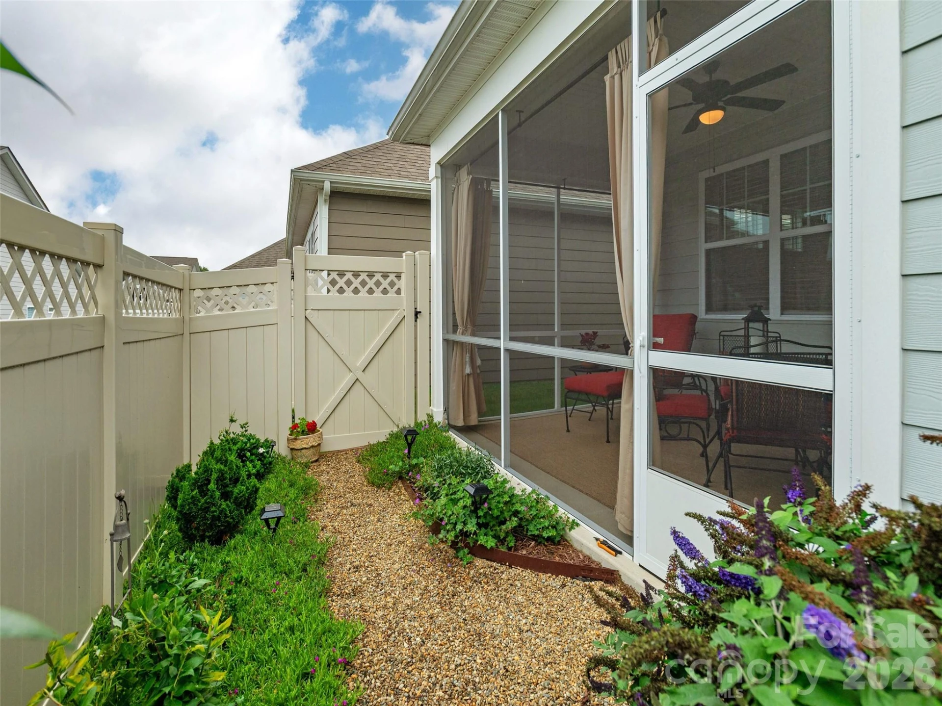743 Summerfield Place - Photo 30