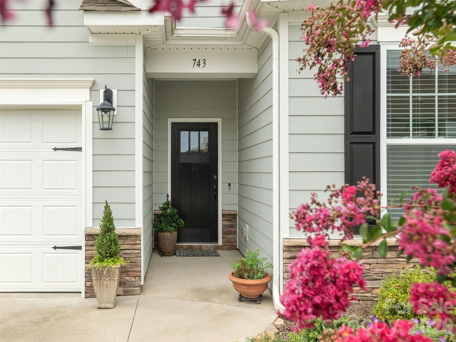 743 Summerfield Place - Photo 4