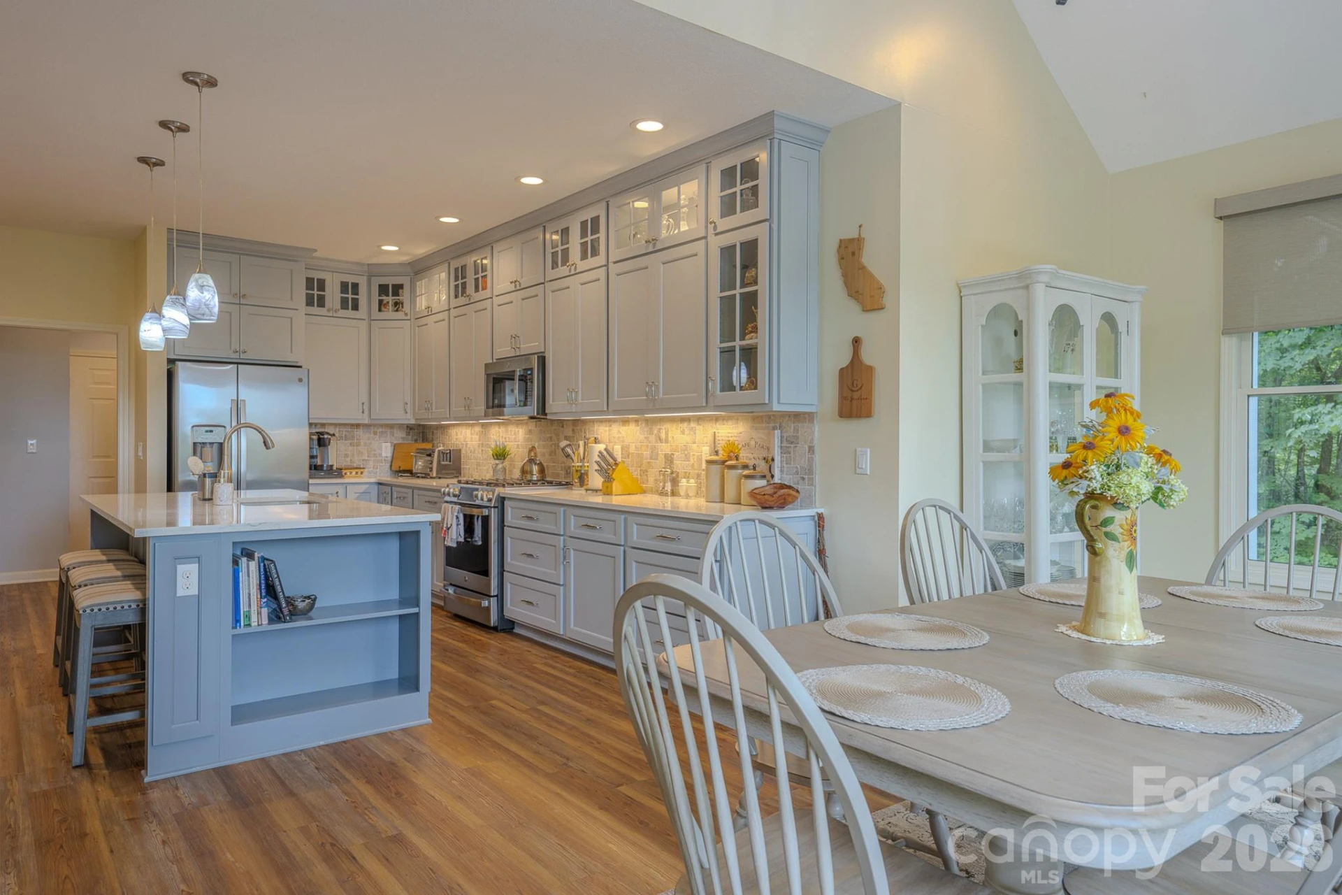 329 Mountain Crest Drive - Photo 10