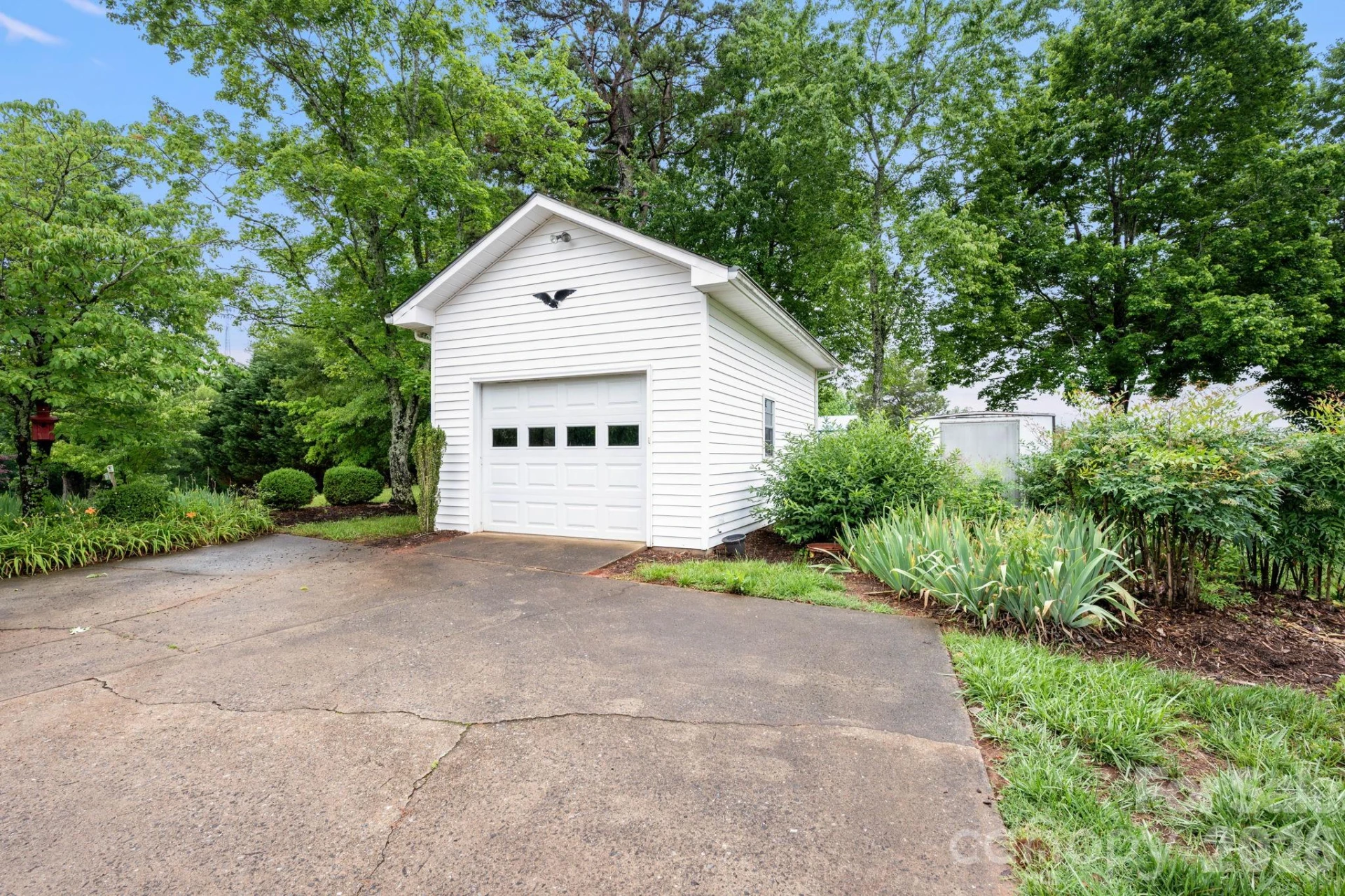 191 Thompson Road - Photo 3