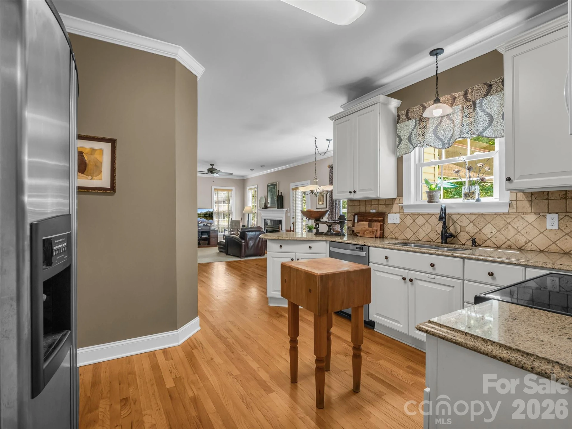 1042 Columbine Road - Photo 11
