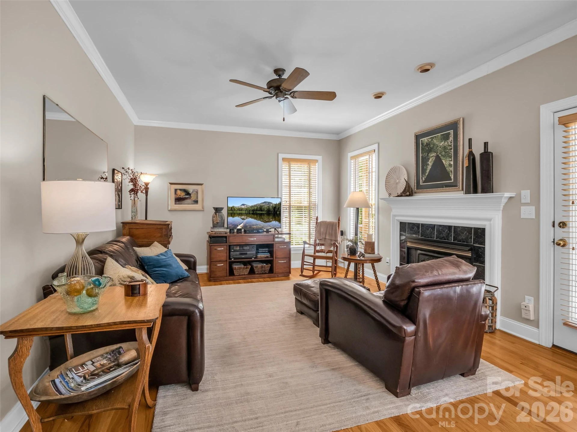 1042 Columbine Road - Photo 17
