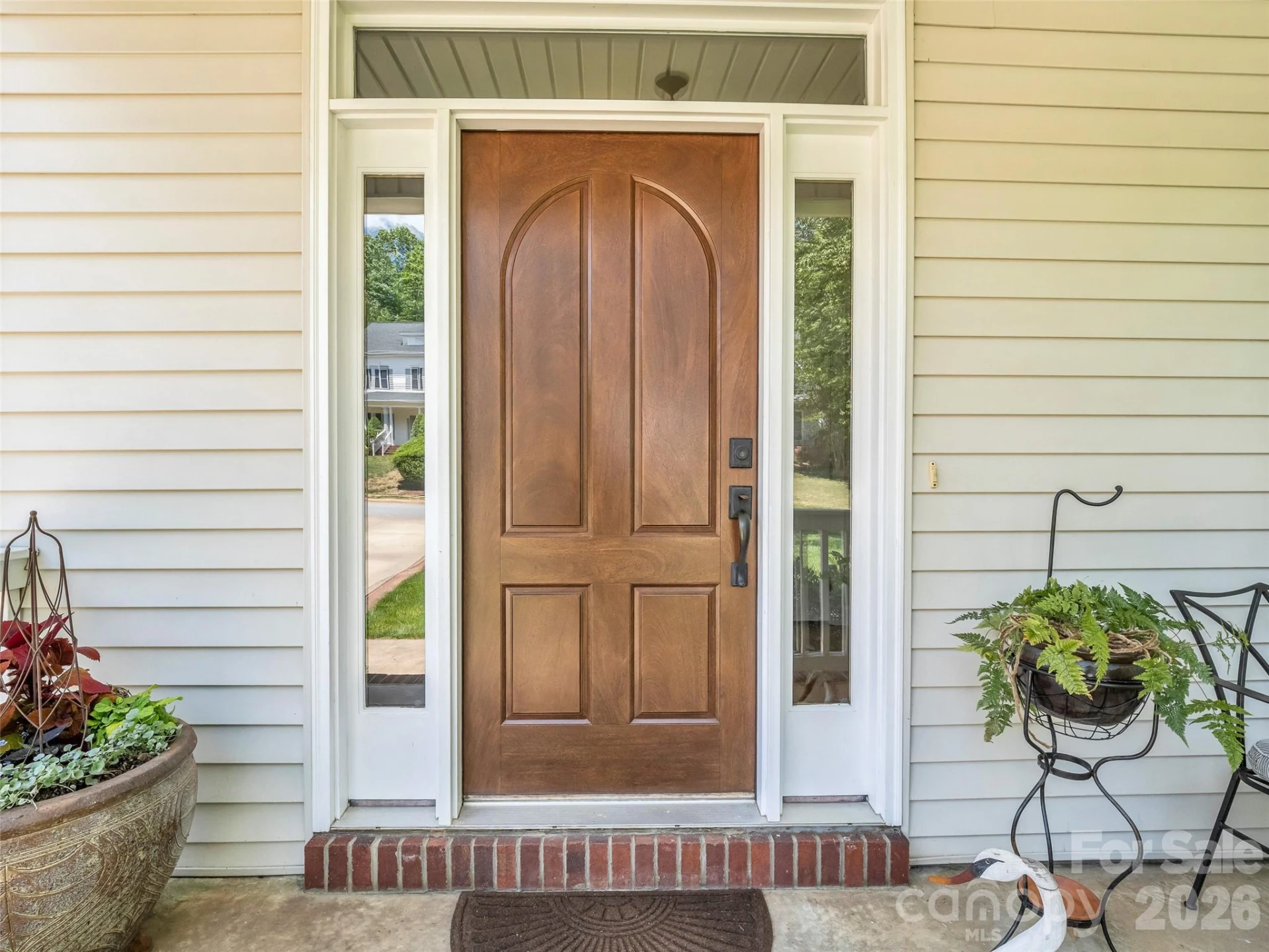 1042 Columbine Road - Photo 4
