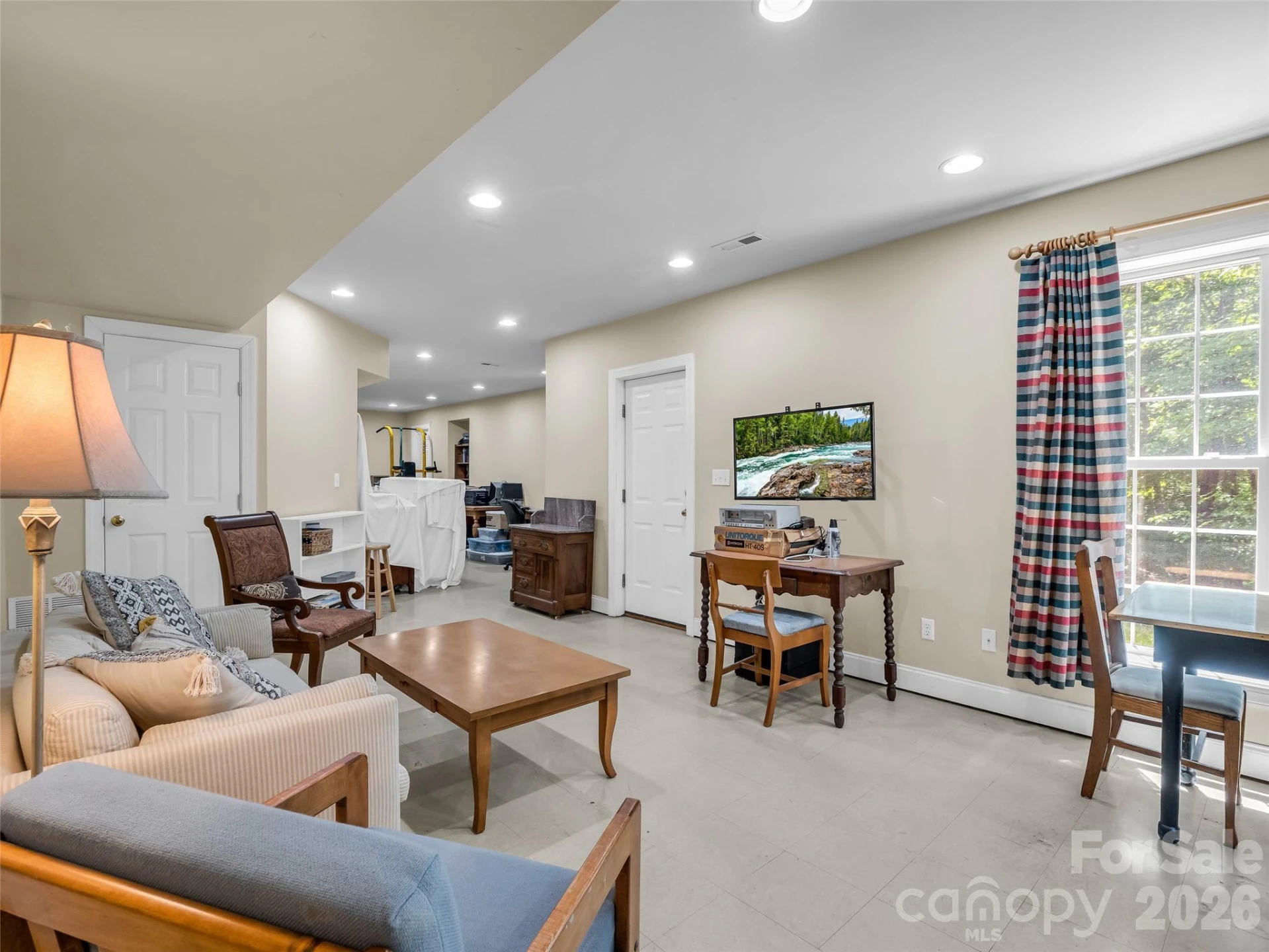 1042 Columbine Road - Photo 38