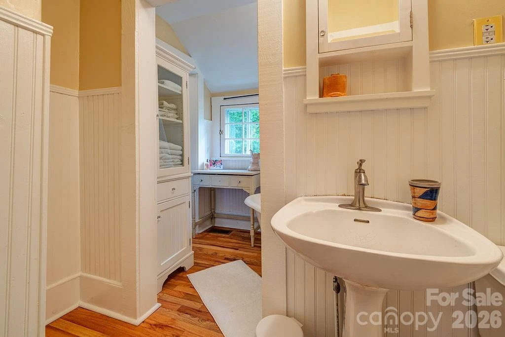 52 Gracelyn Road - Photo 17