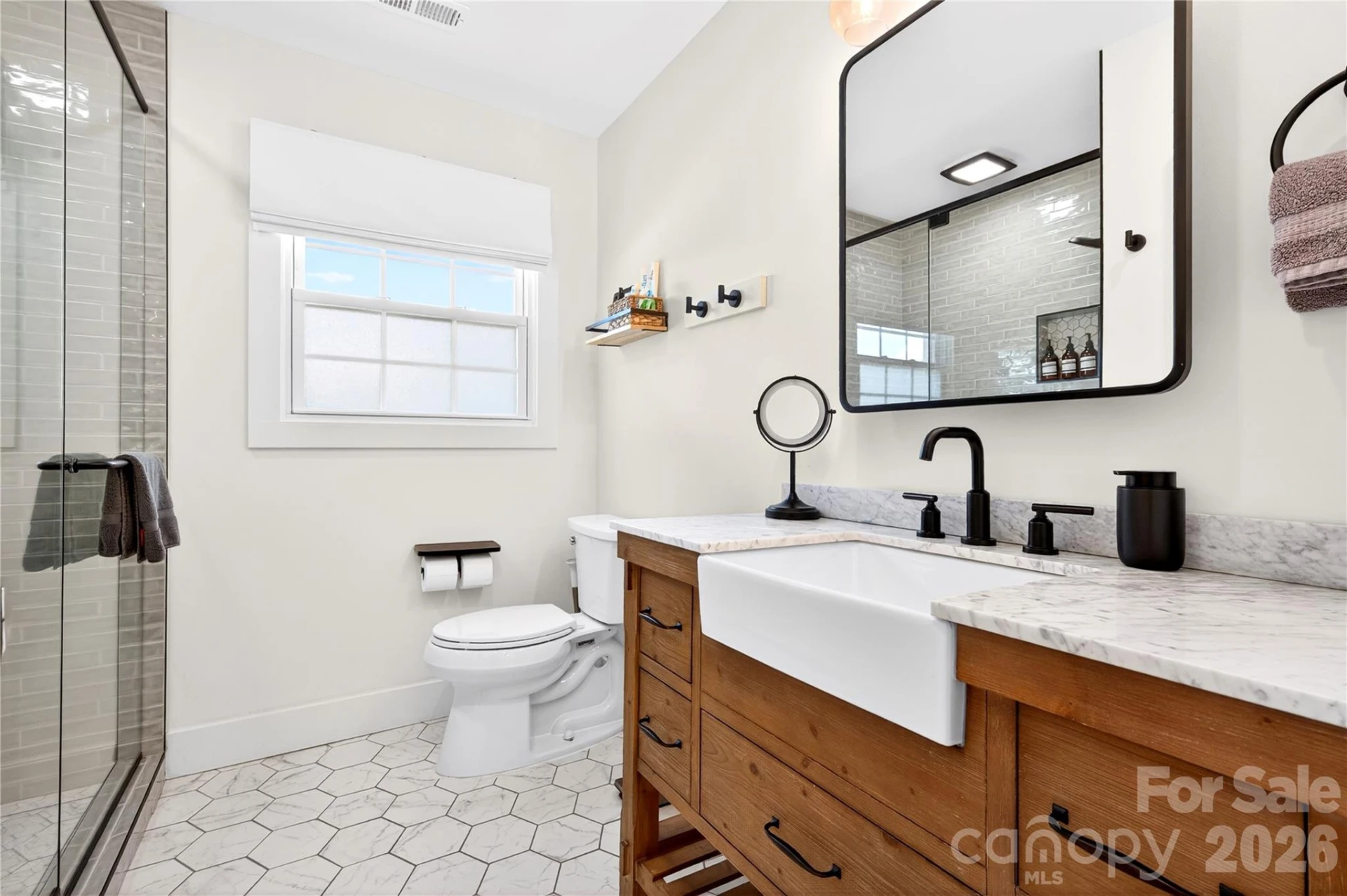 134 W Oakview Road - Photo 21
