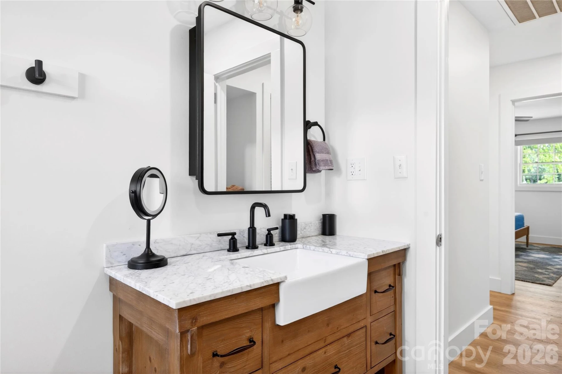 134 W Oakview Road - Photo 22