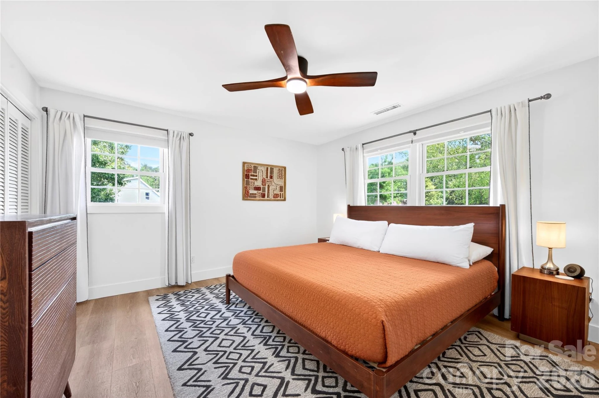134 W Oakview Road - Photo 23