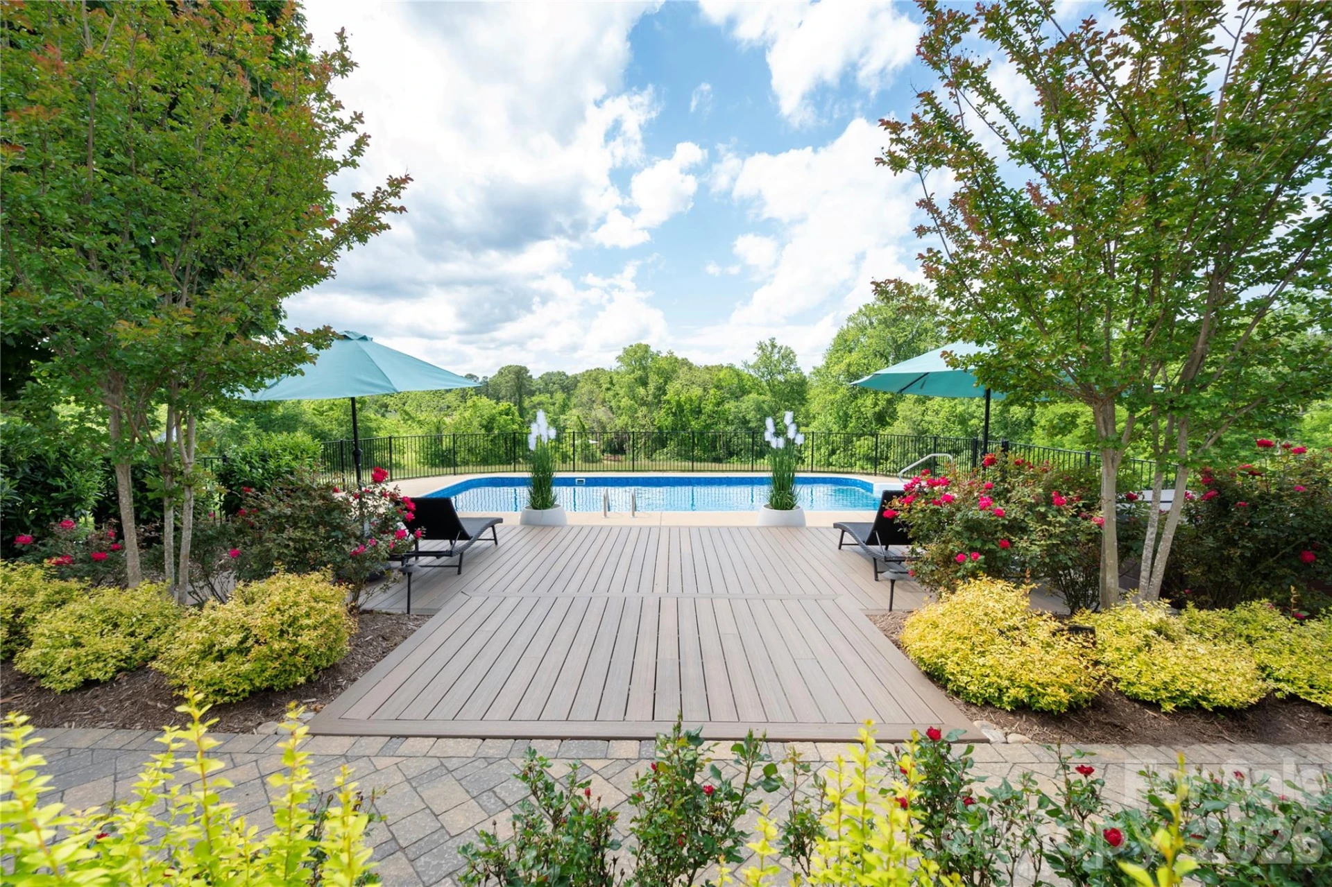 134 W Oakview Road - Photo 6