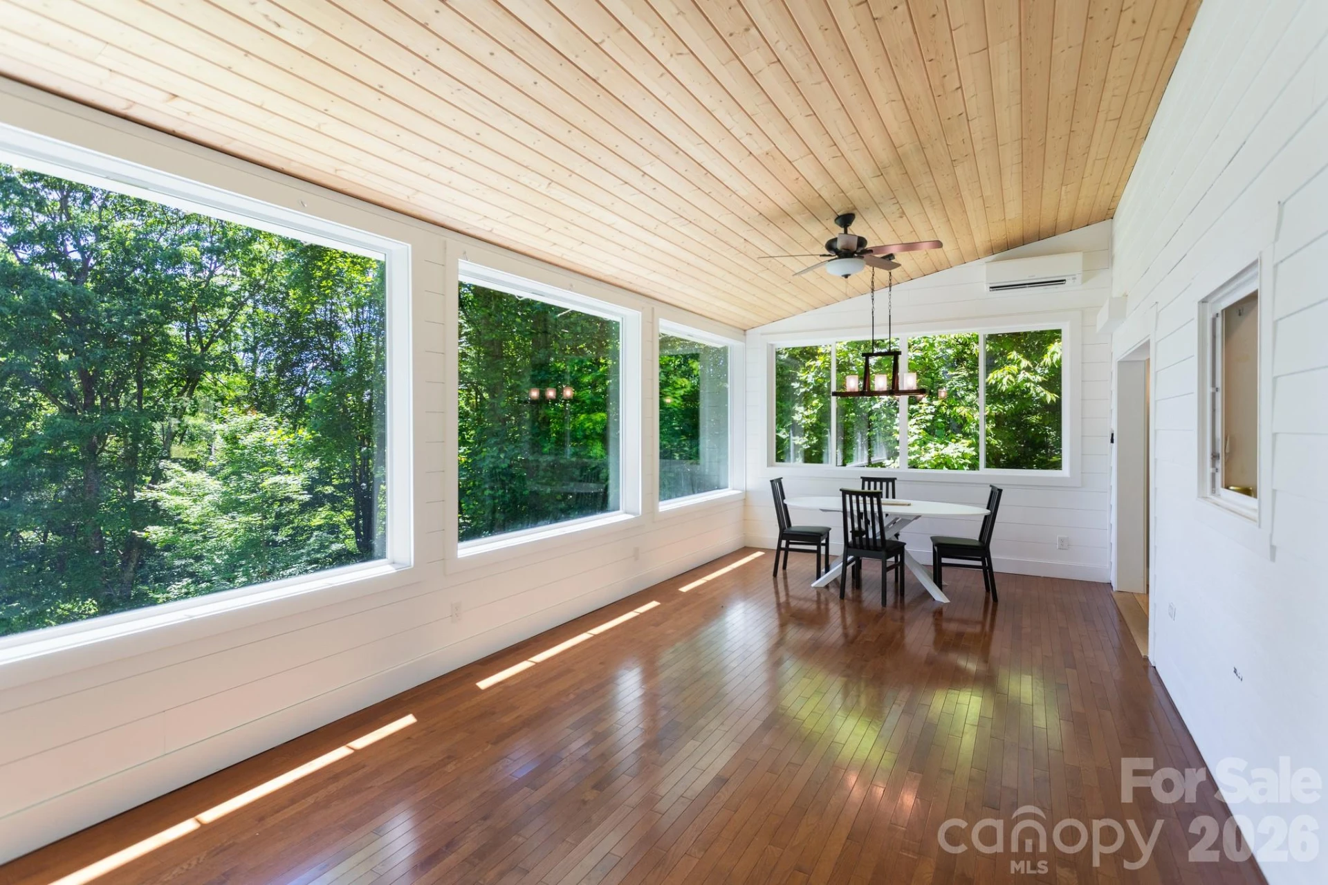 1621 Upward Way - Photo 9