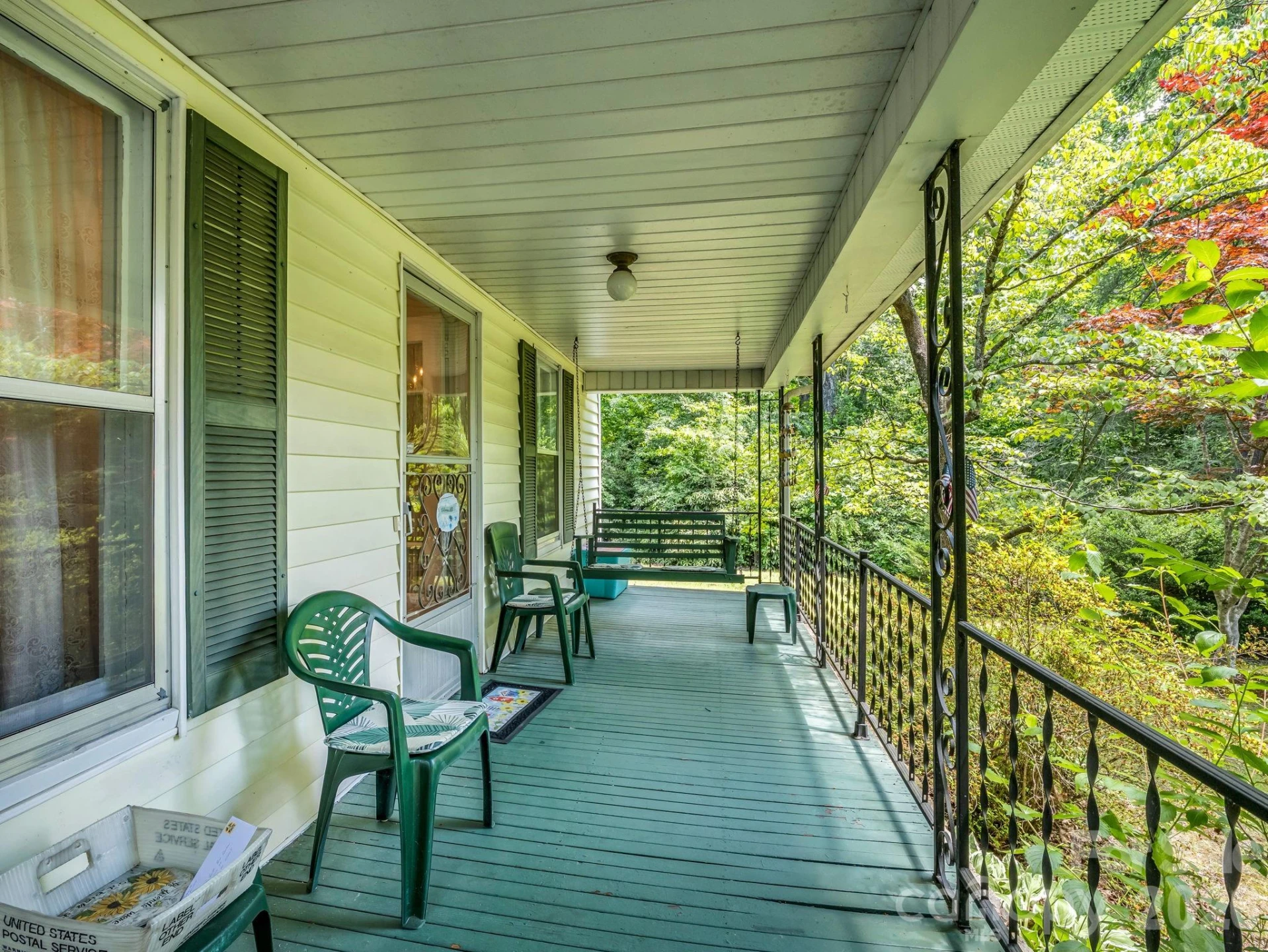 813 Montreat Road - Photo 4