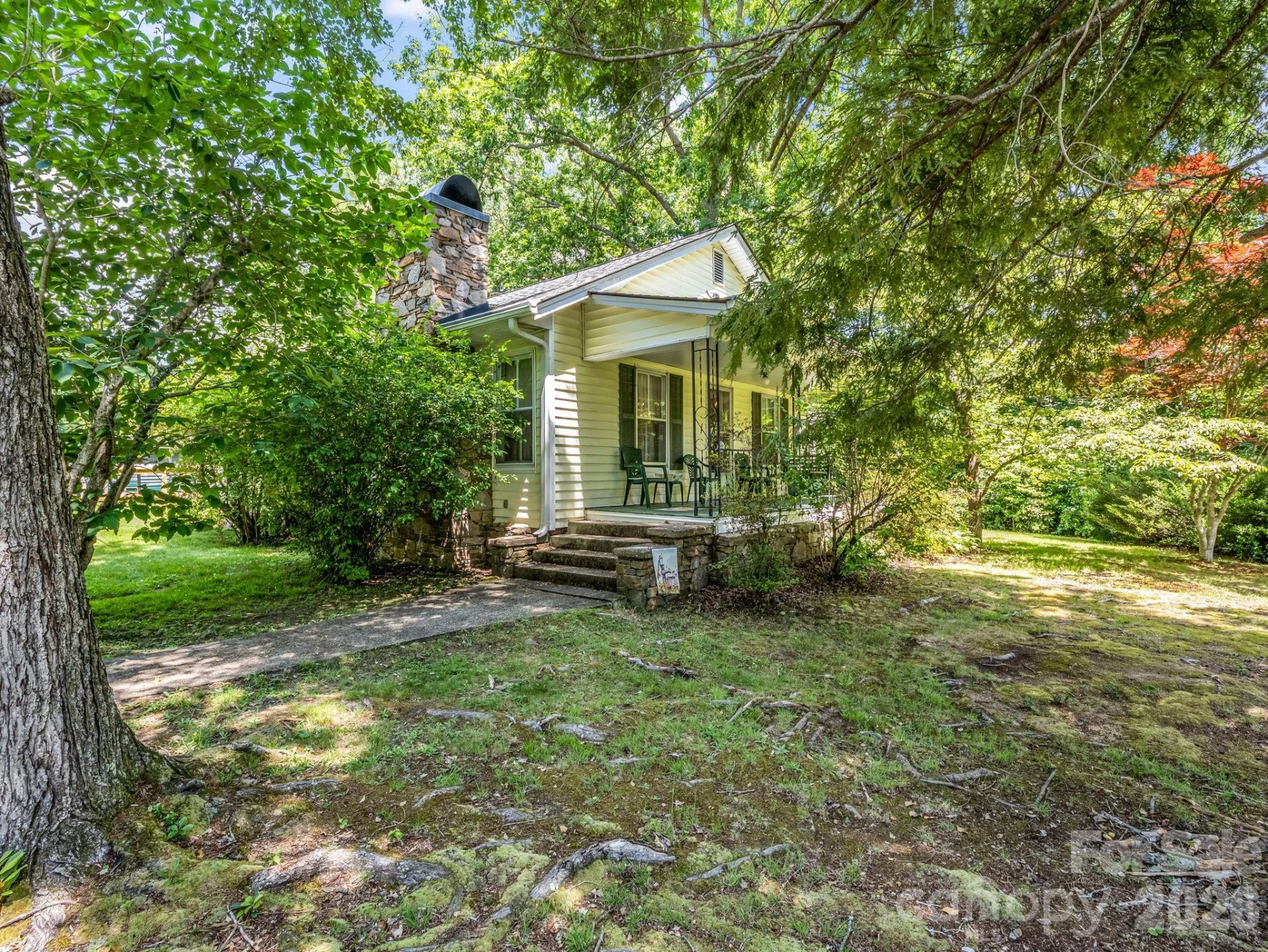 813 Montreat Road - Photo 8