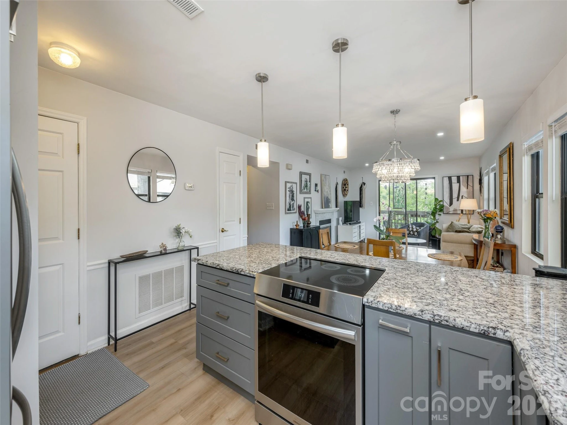 1305 Abbey Circle - Photo 11
