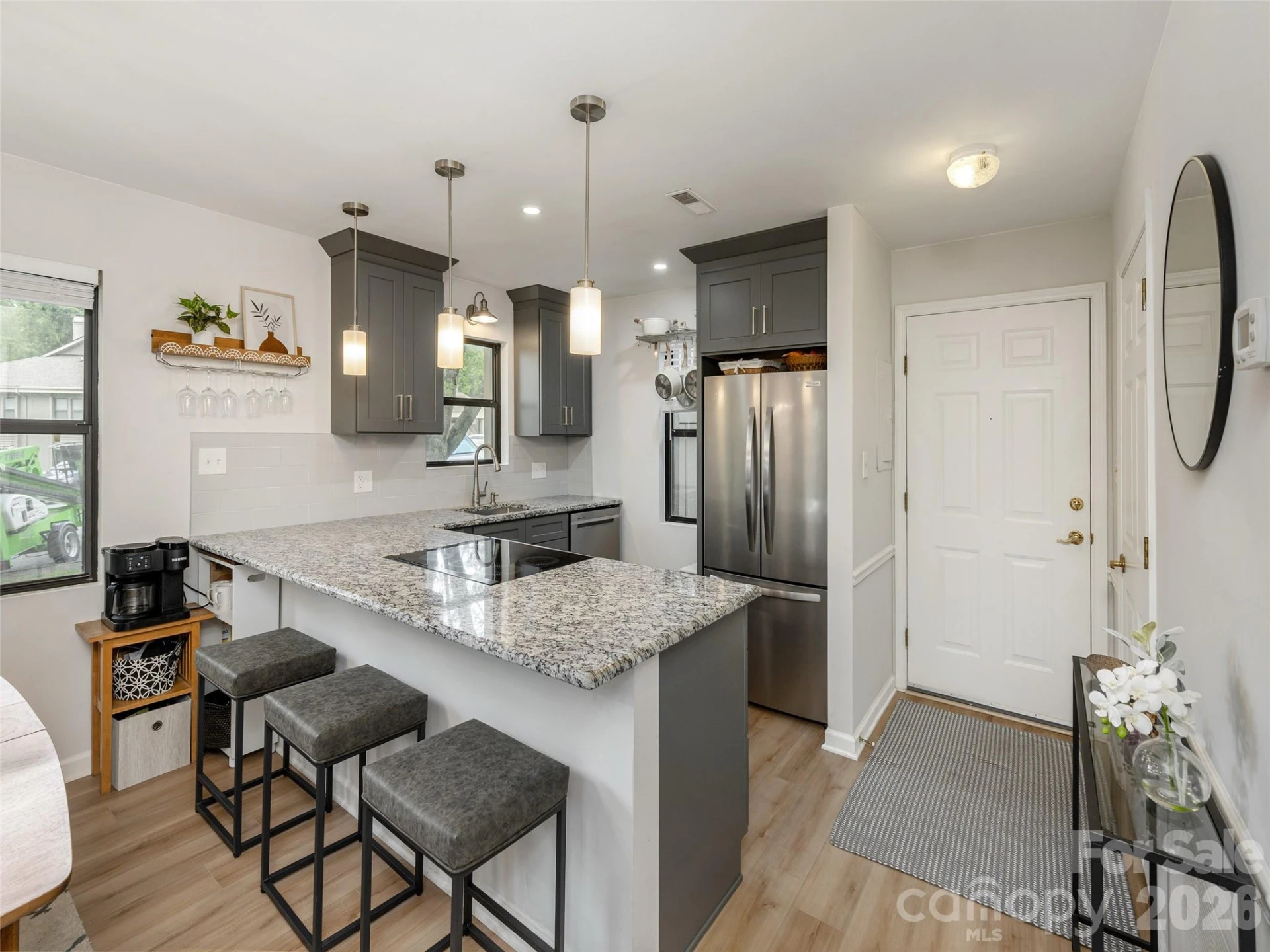 1305 Abbey Circle - Photo 8