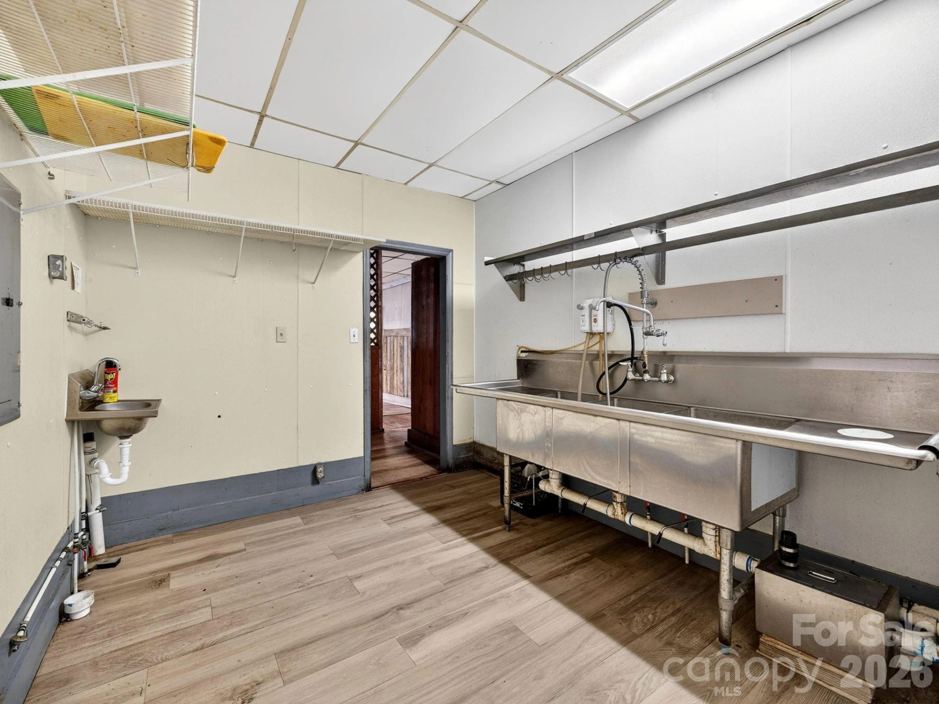 82 N Trade Street - Photo 23