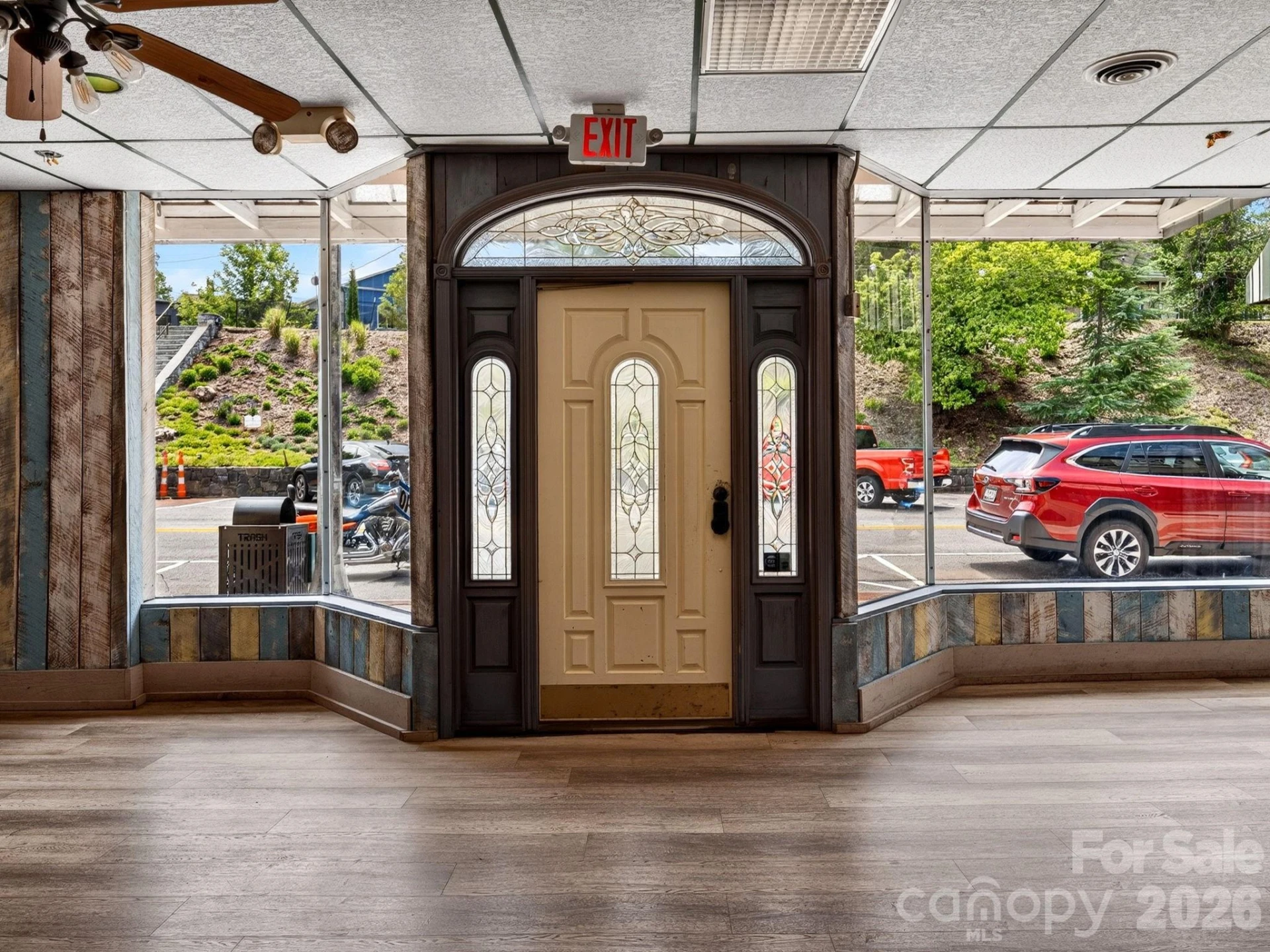 82 N Trade Street - Photo 4