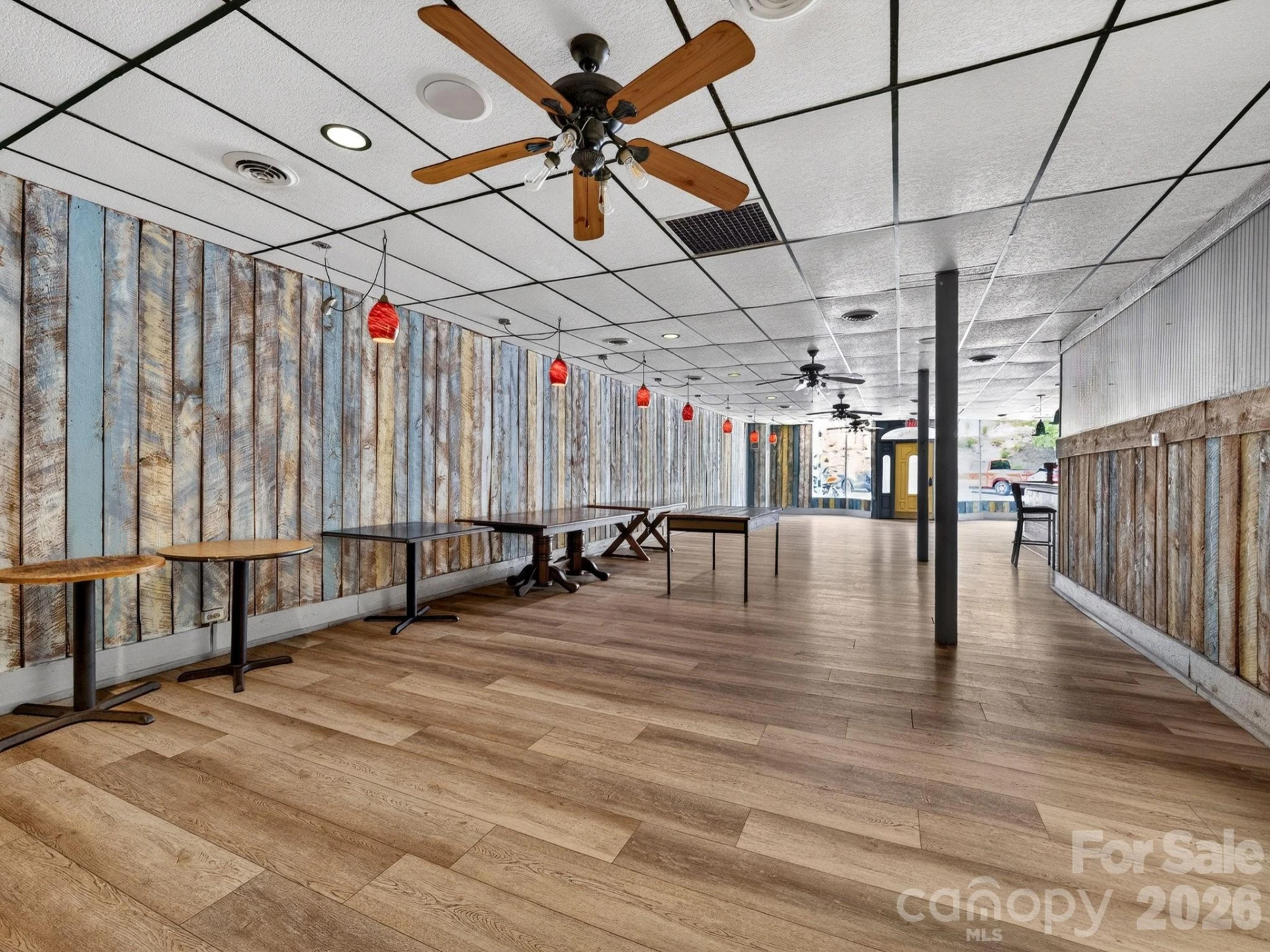 82 N Trade Street - Photo 7