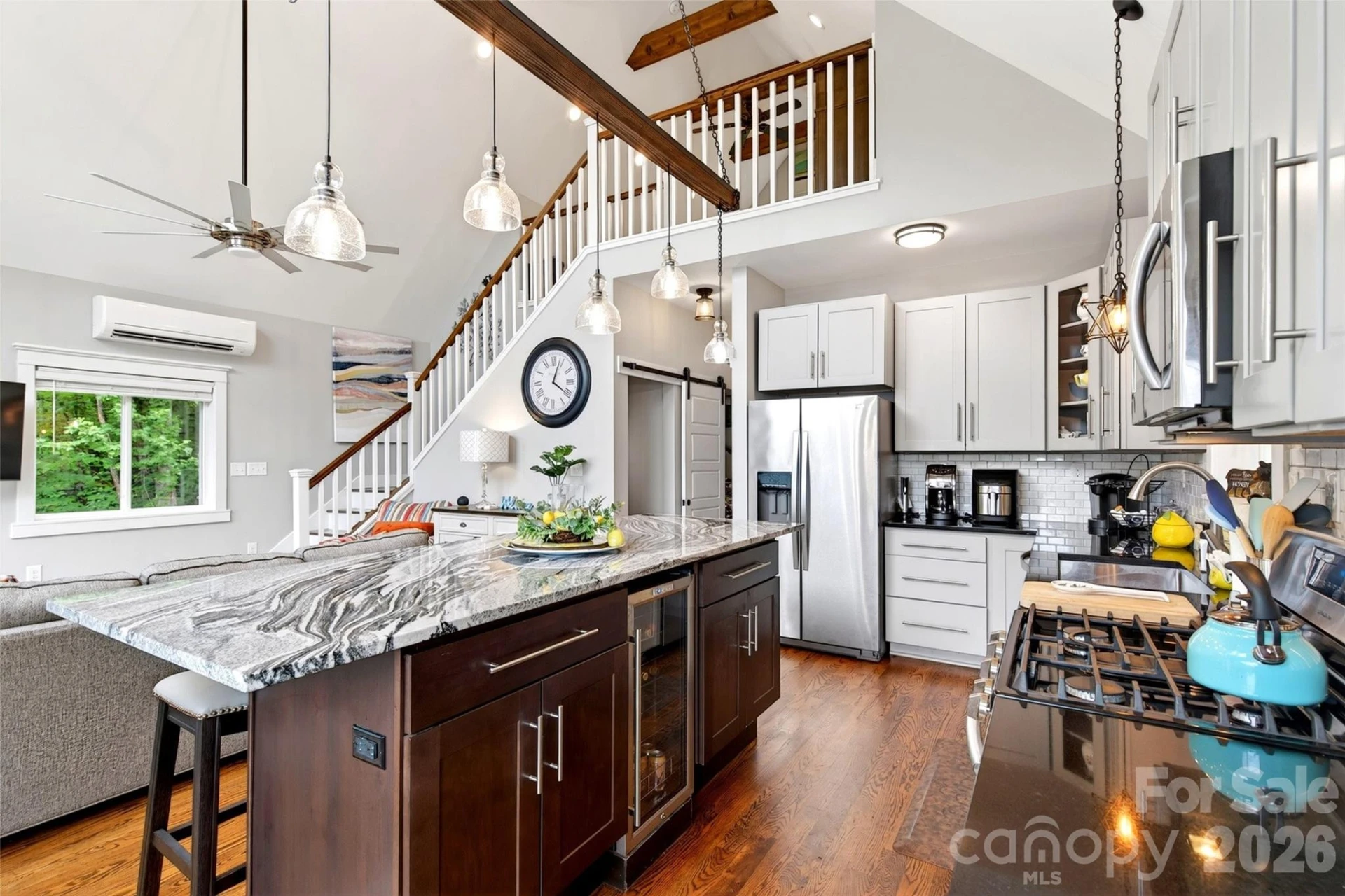 696 Hickory Nut Hollow - Photo 20