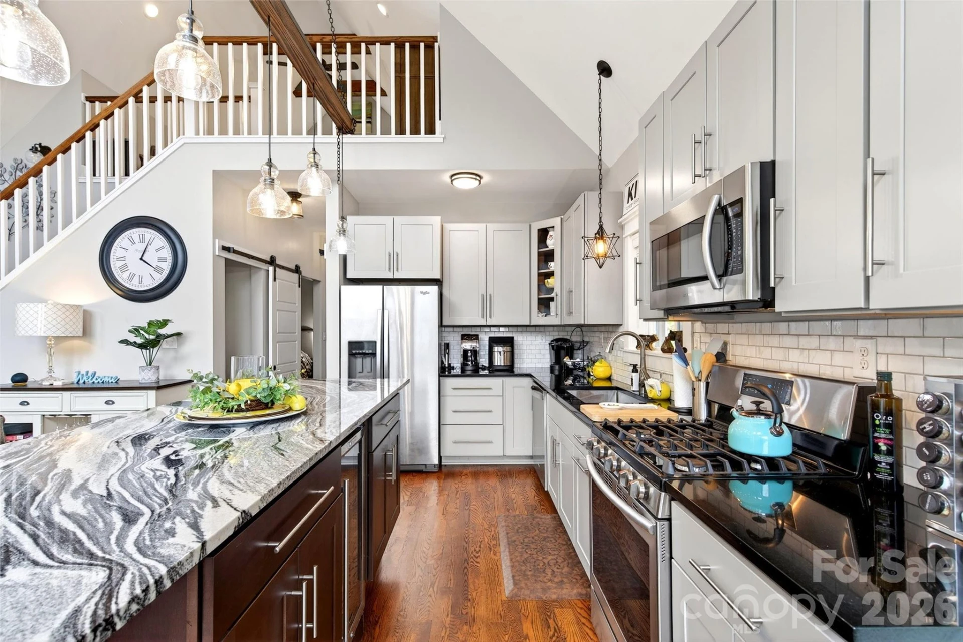696 Hickory Nut Hollow - Photo 21