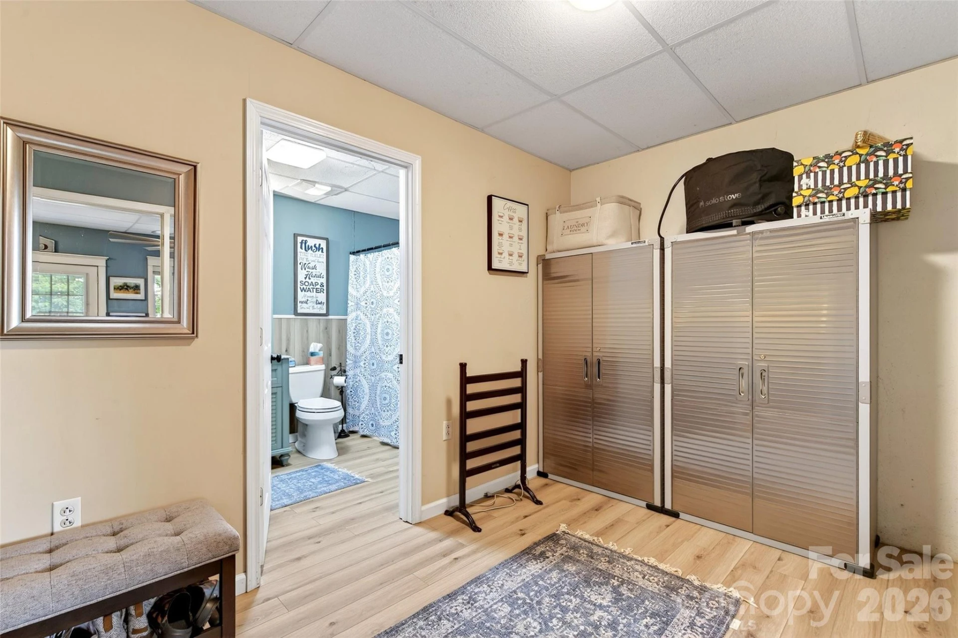 696 Hickory Nut Hollow - Photo 35