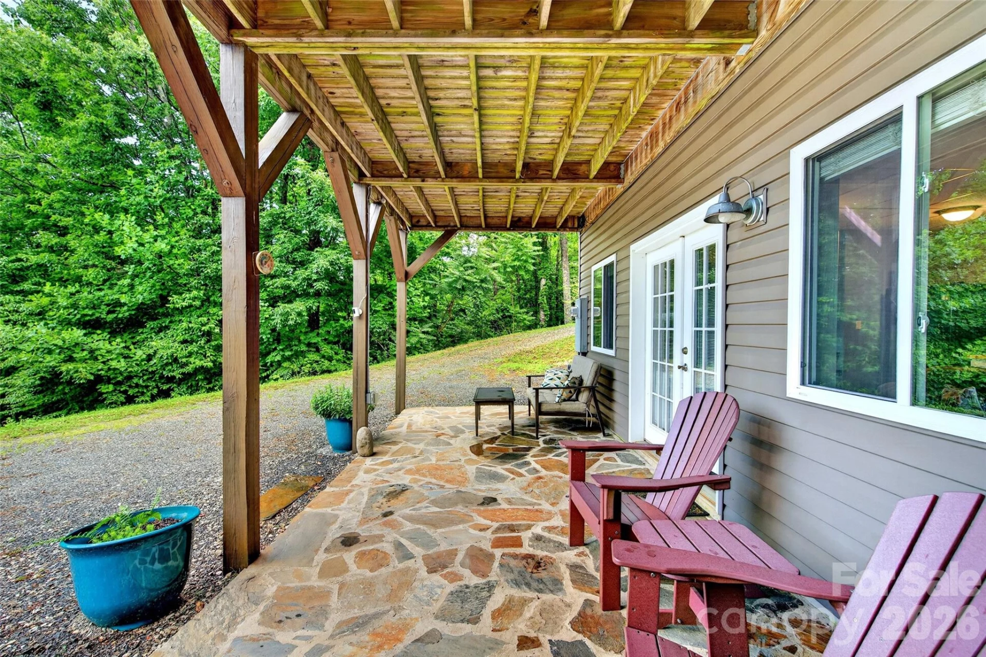 696 Hickory Nut Hollow - Photo 40