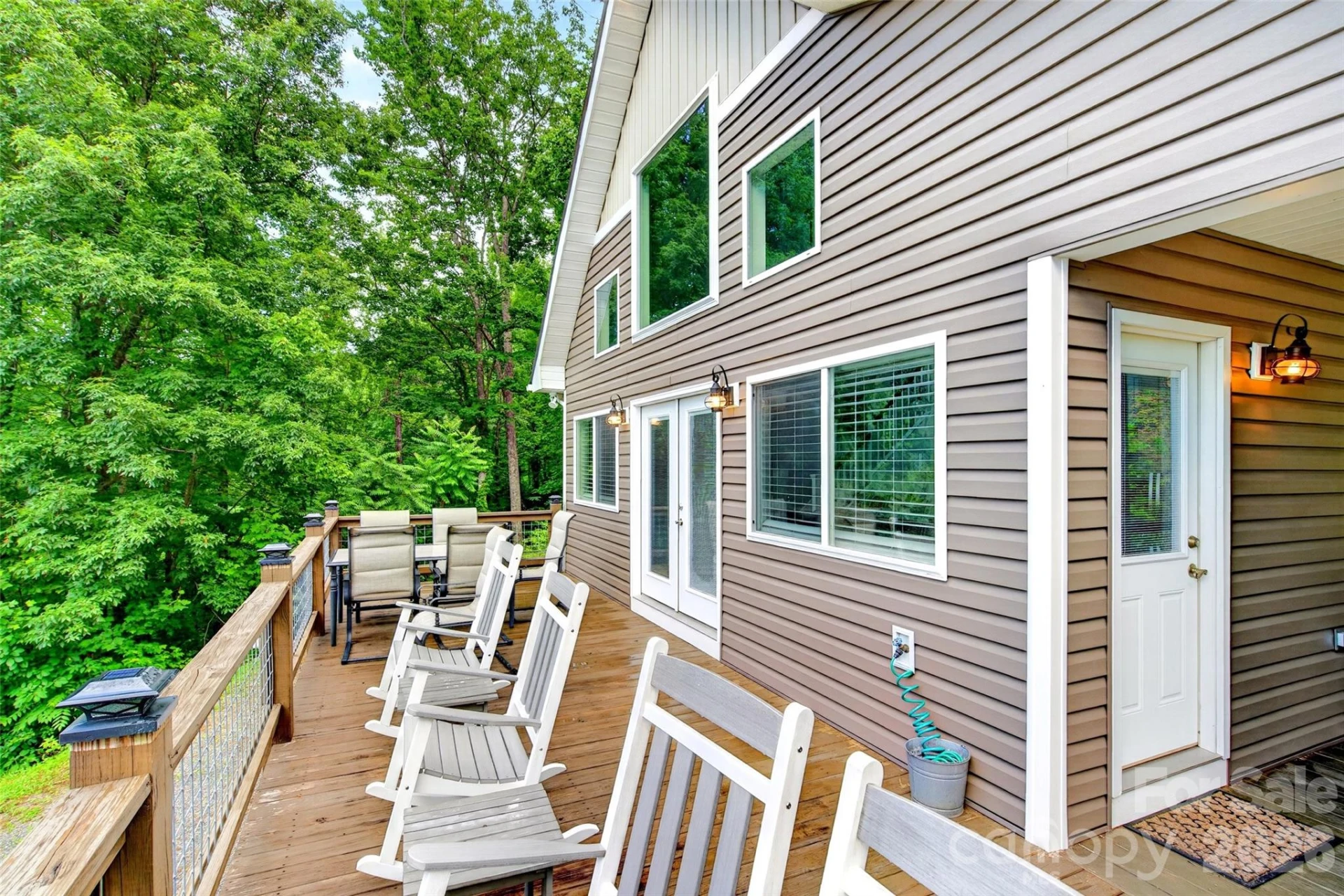 696 Hickory Nut Hollow - Photo 8