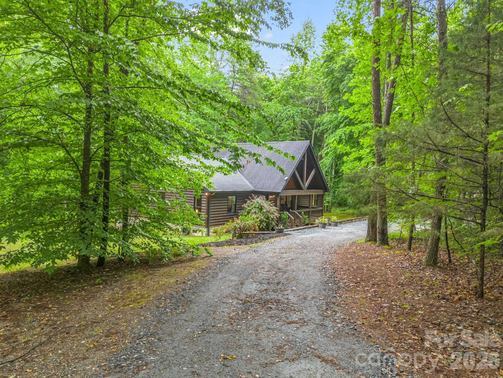 124 Golden Creek Trail - Photo 2