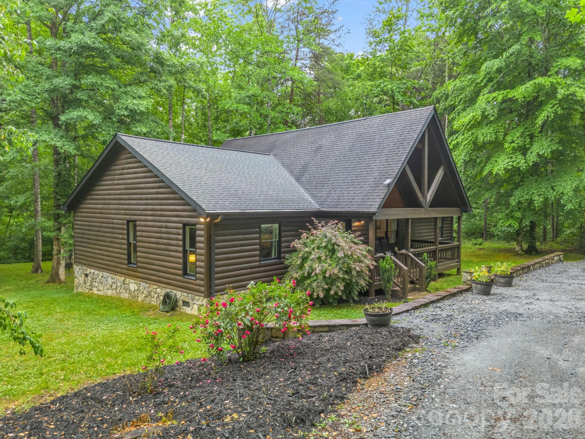124 Golden Creek Trail - Photo 3