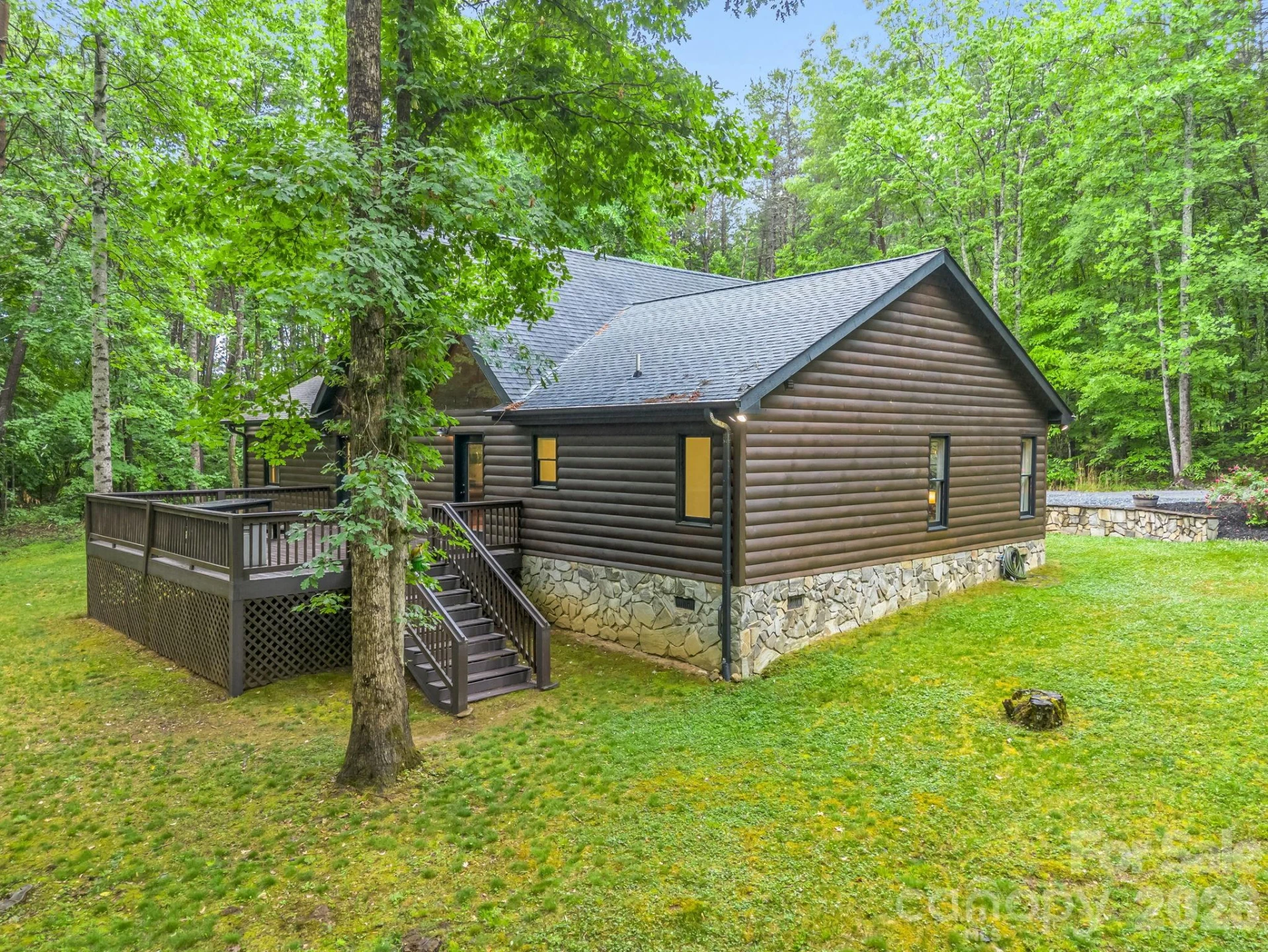 124 Golden Creek Trail - Photo 6