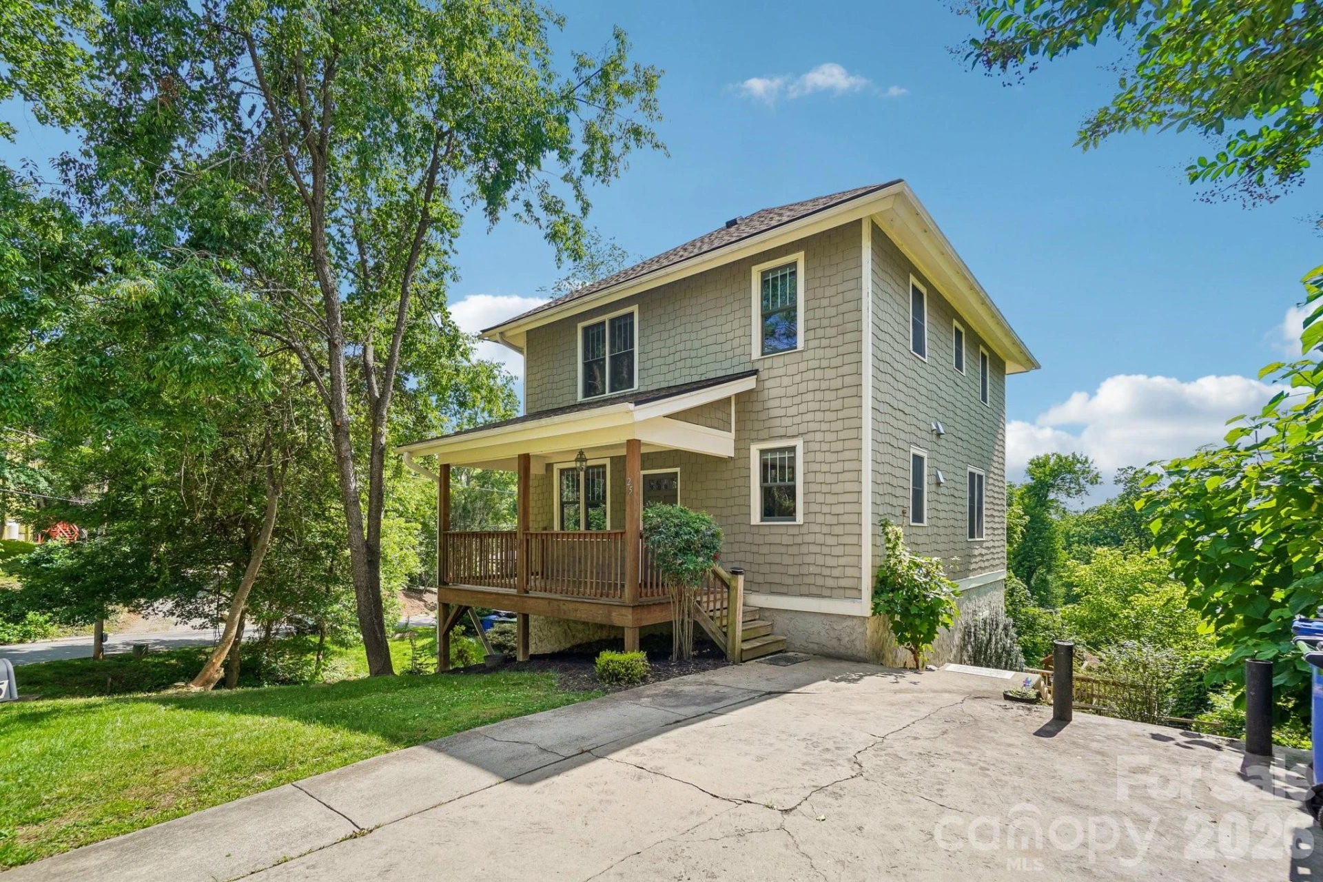 25 Houston Street - Photo 2