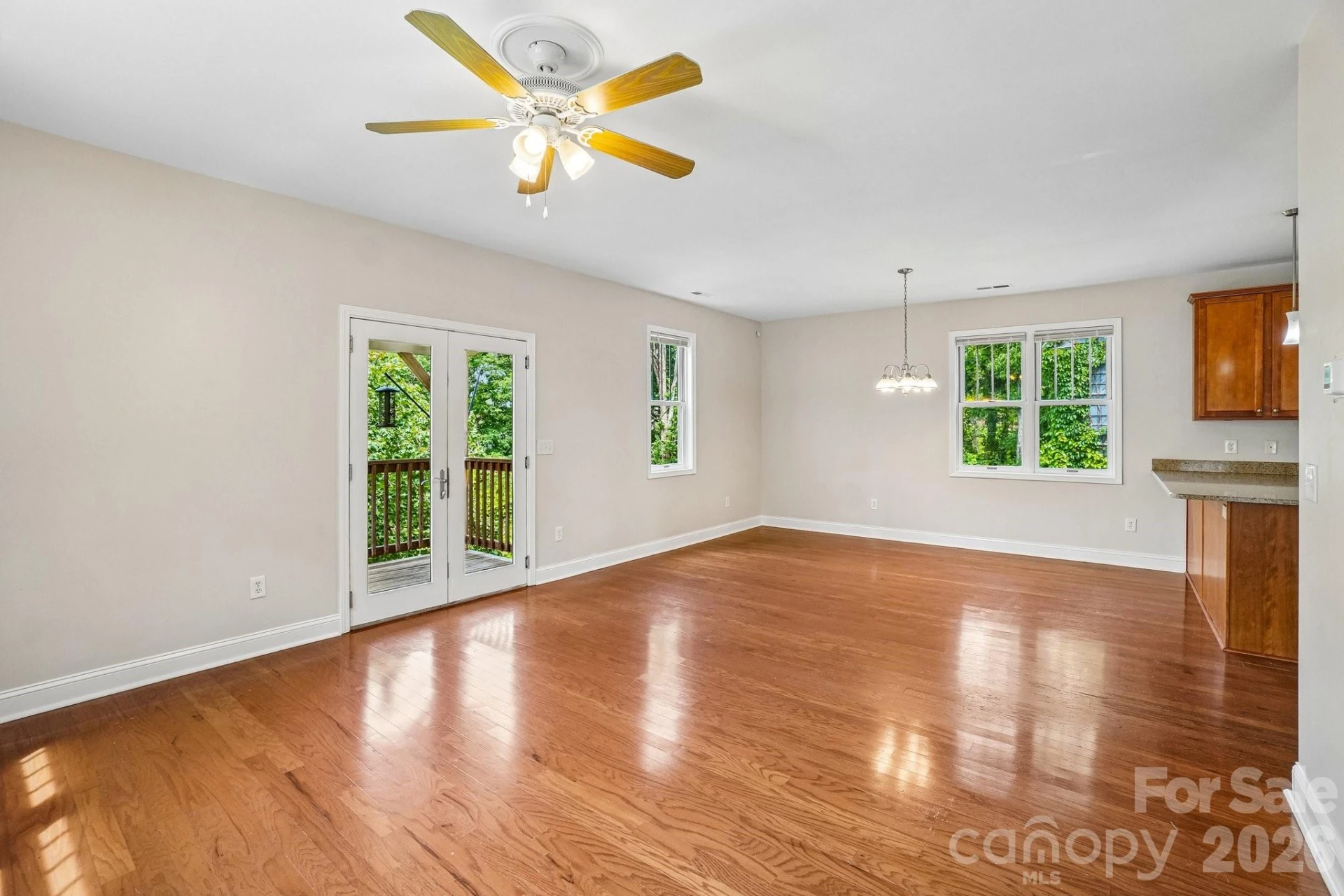 25 Houston Street - Photo 15