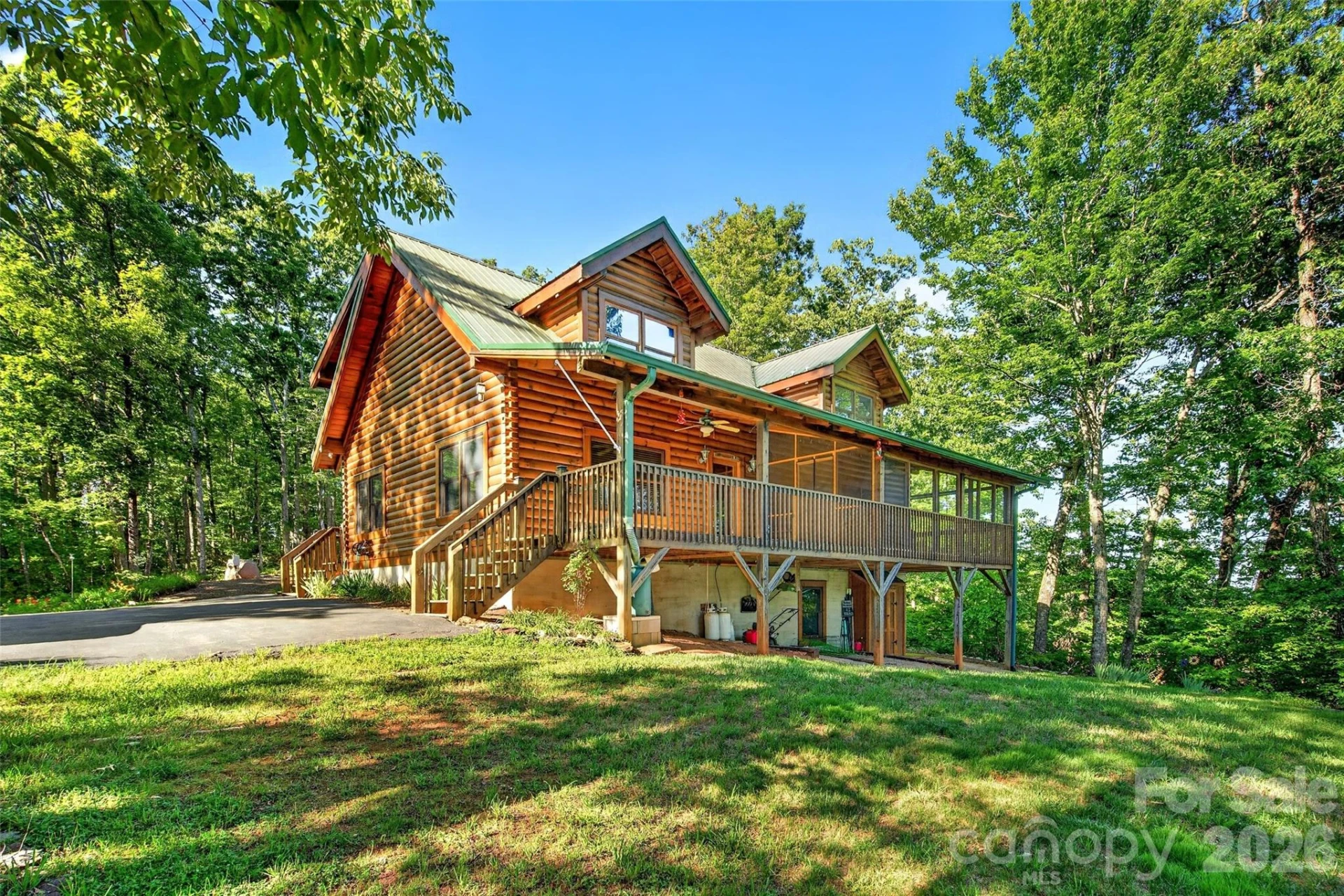 545 Mountain Crest Drive S - Photo 2