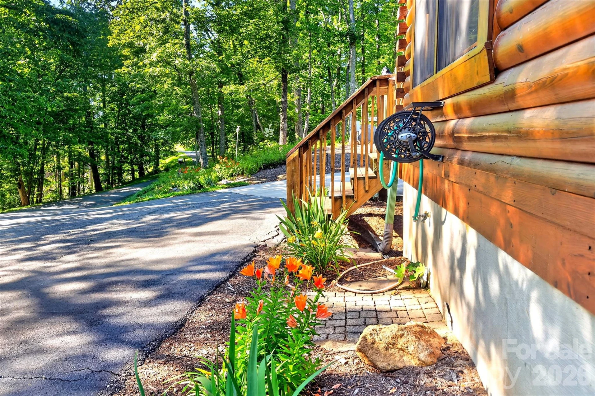 545 Mountain Crest Drive S - Photo 45