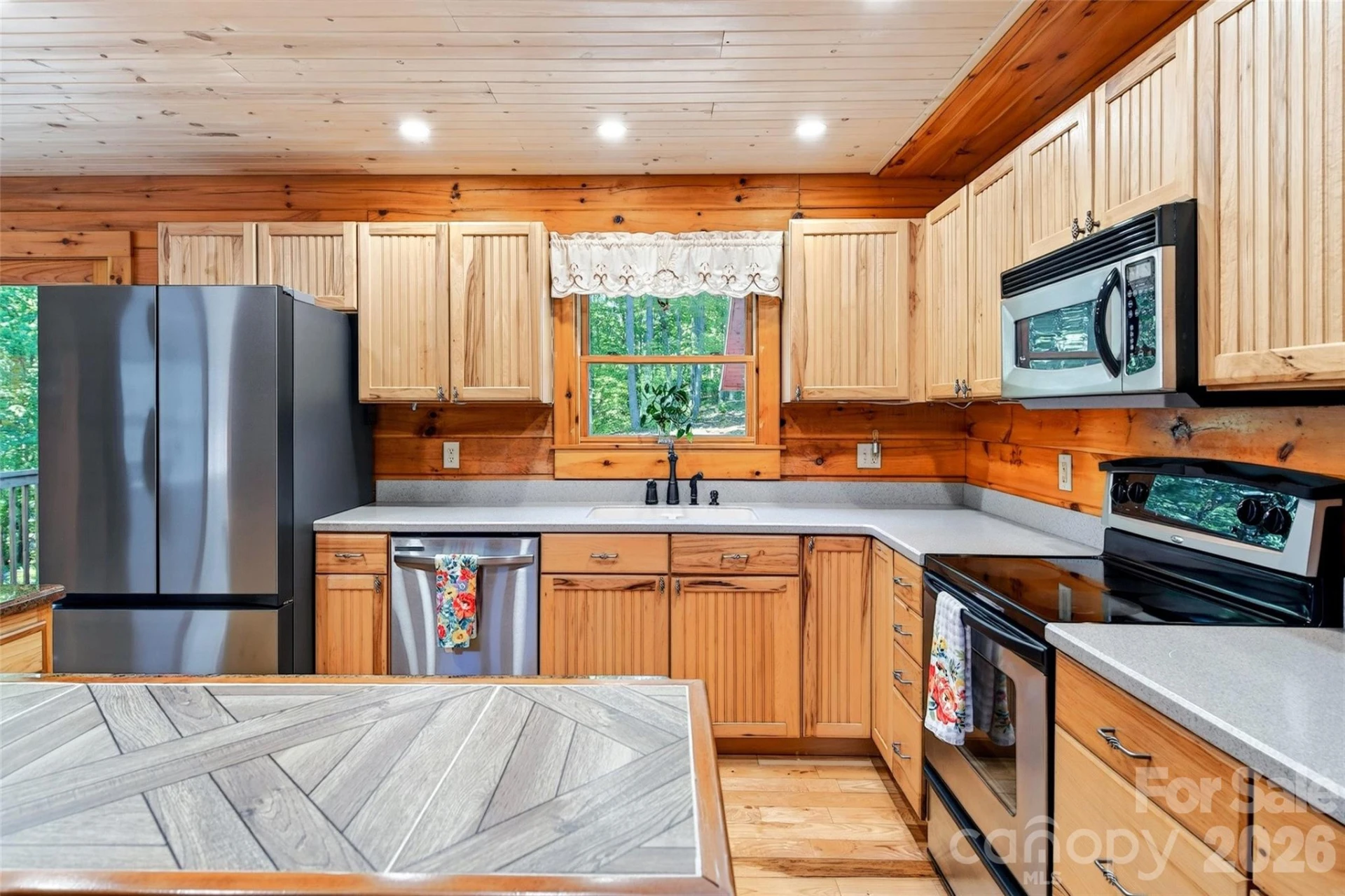 545 Mountain Crest Drive S - Photo 9