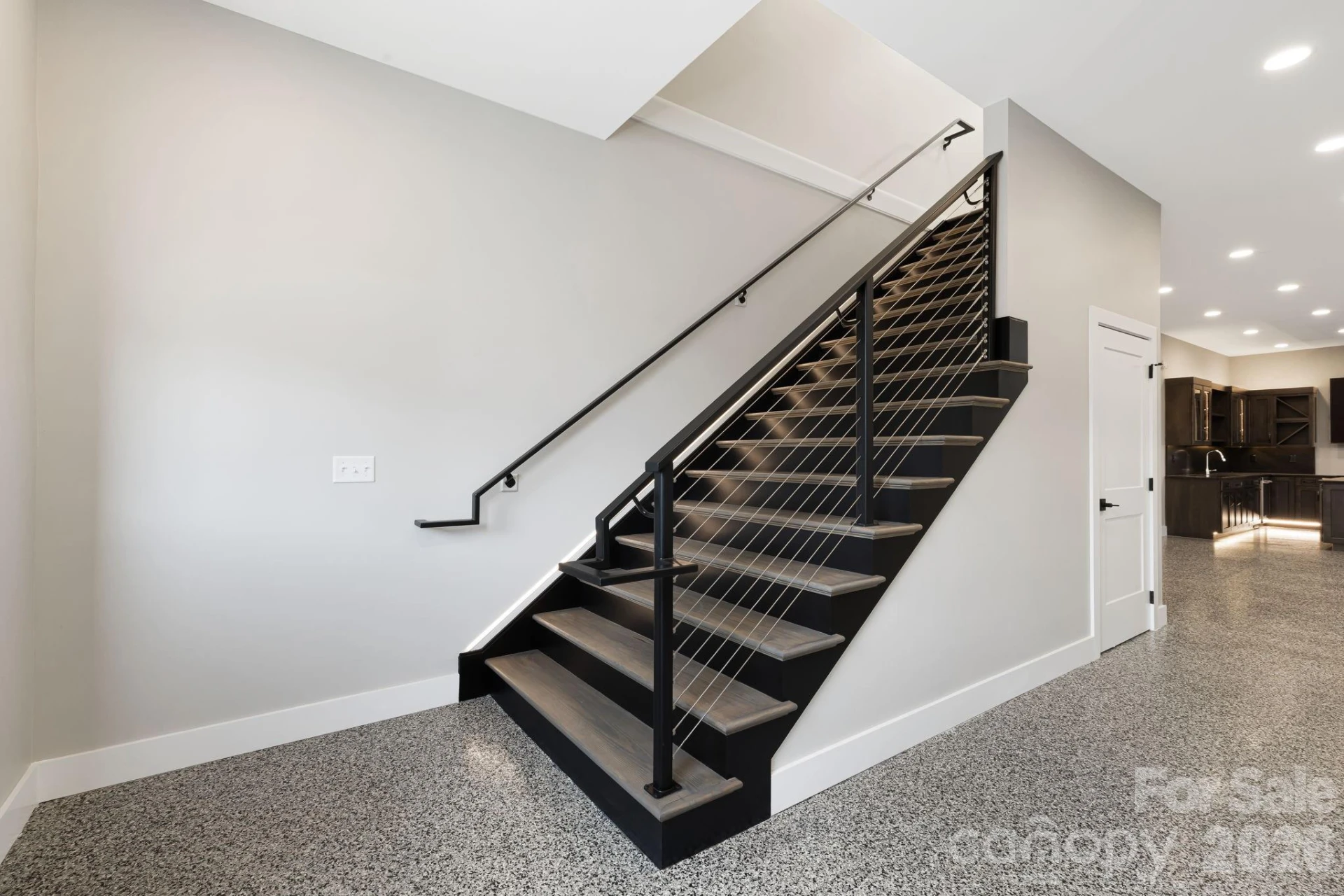 130 Speed Way #A - Photo 5