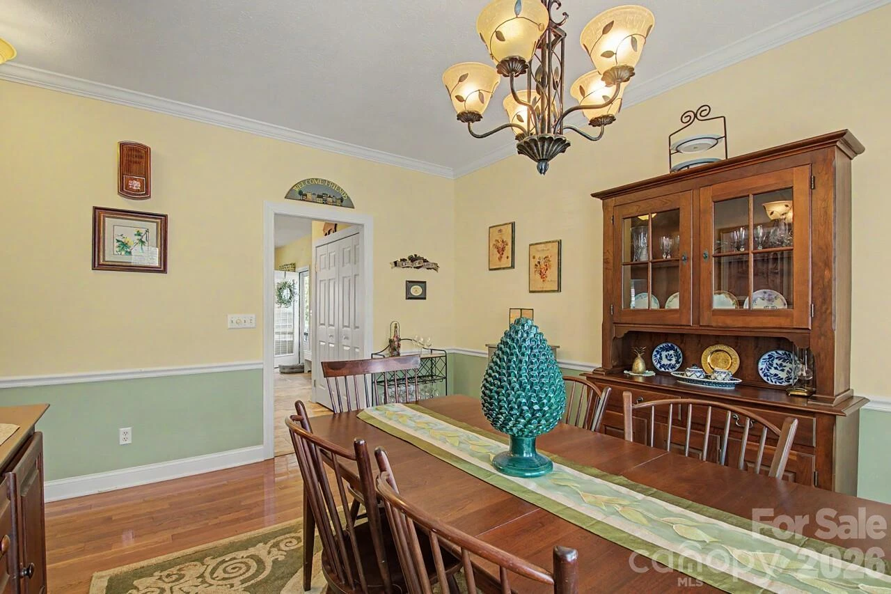 606 Carriage Commons Drive - Photo 11