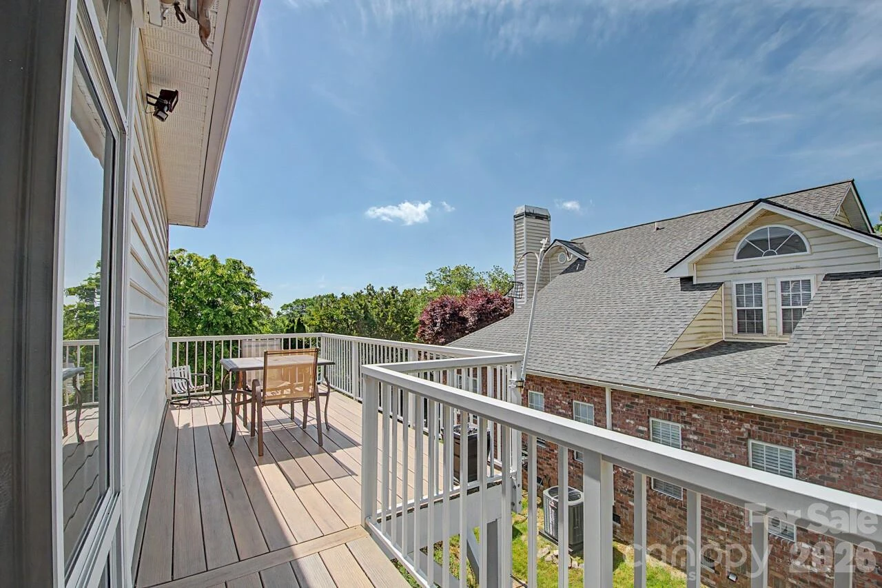606 Carriage Commons Drive - Photo 20