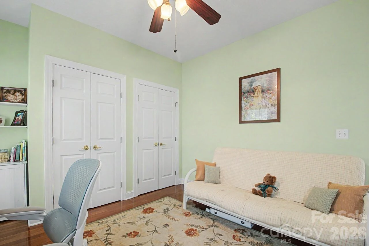 606 Carriage Commons Drive - Photo 29