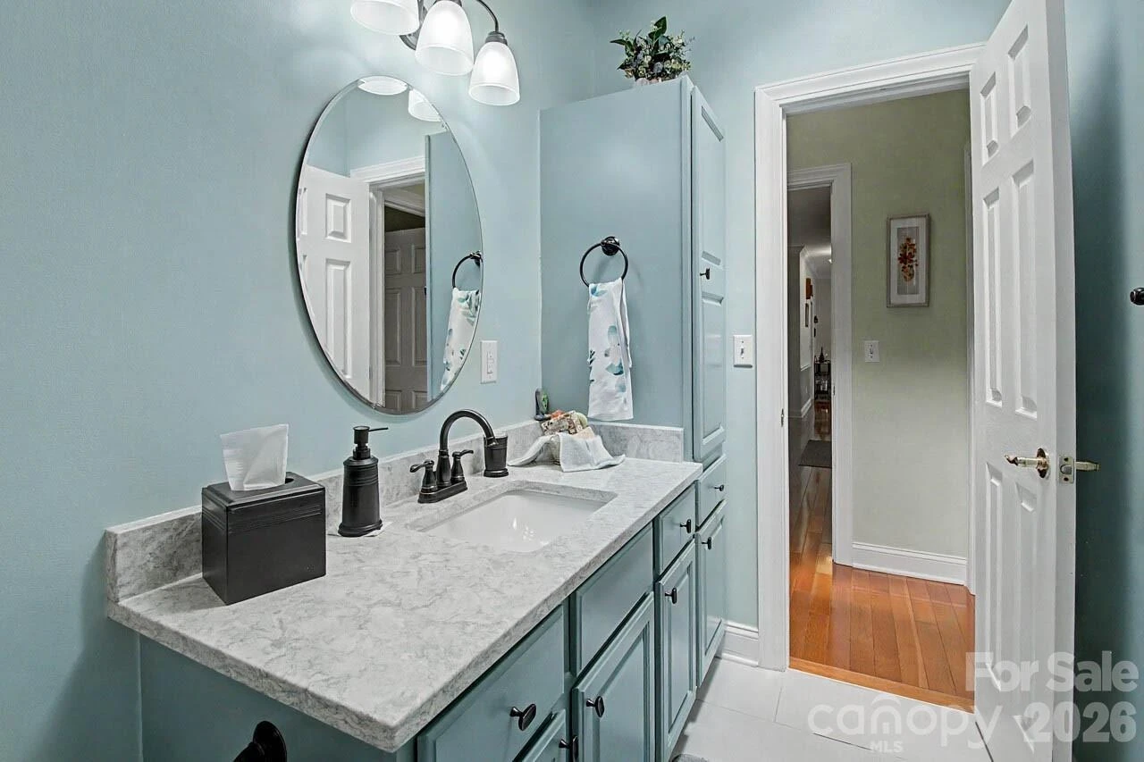 606 Carriage Commons Drive - Photo 32
