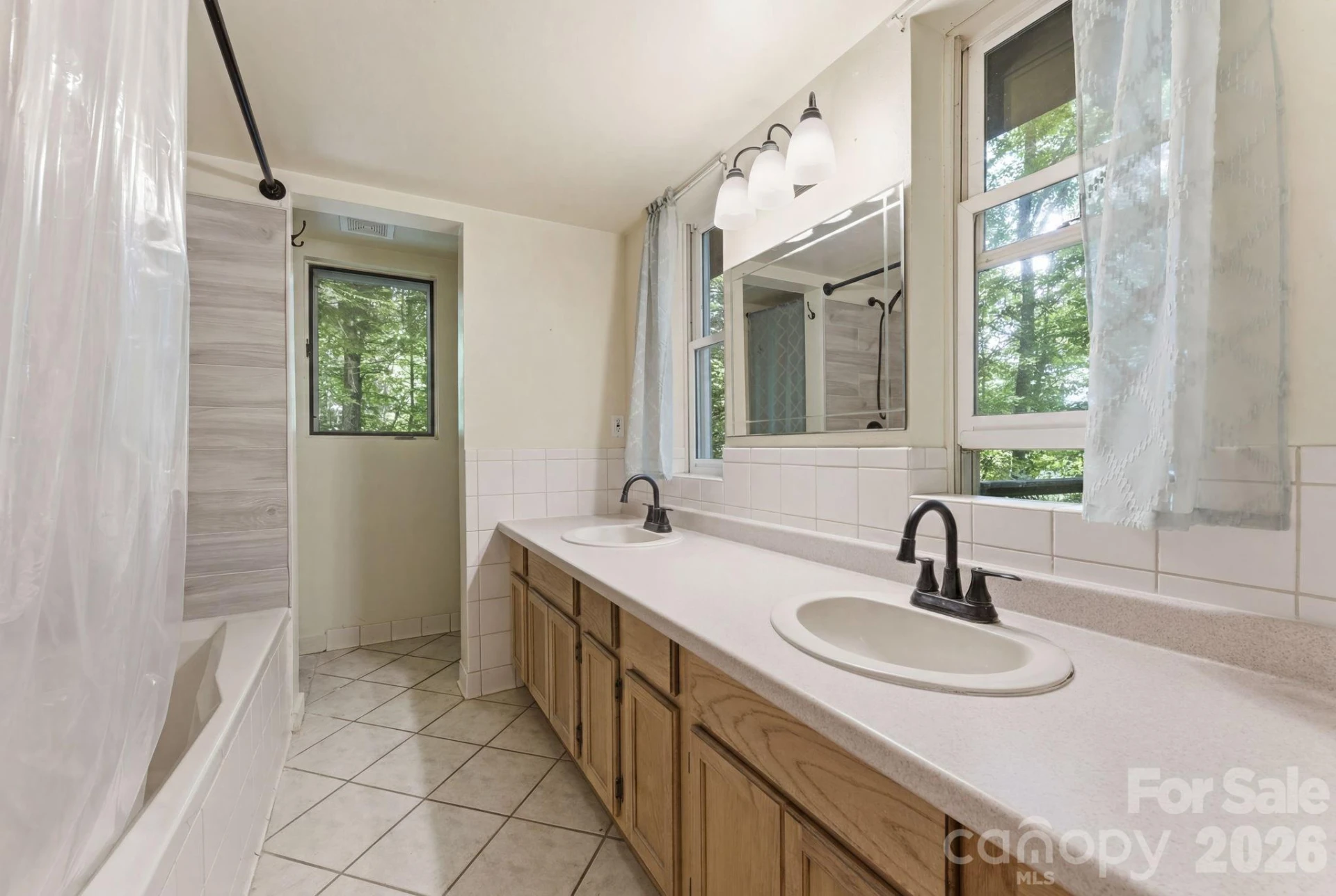 429 Biodome Drive - Photo 17