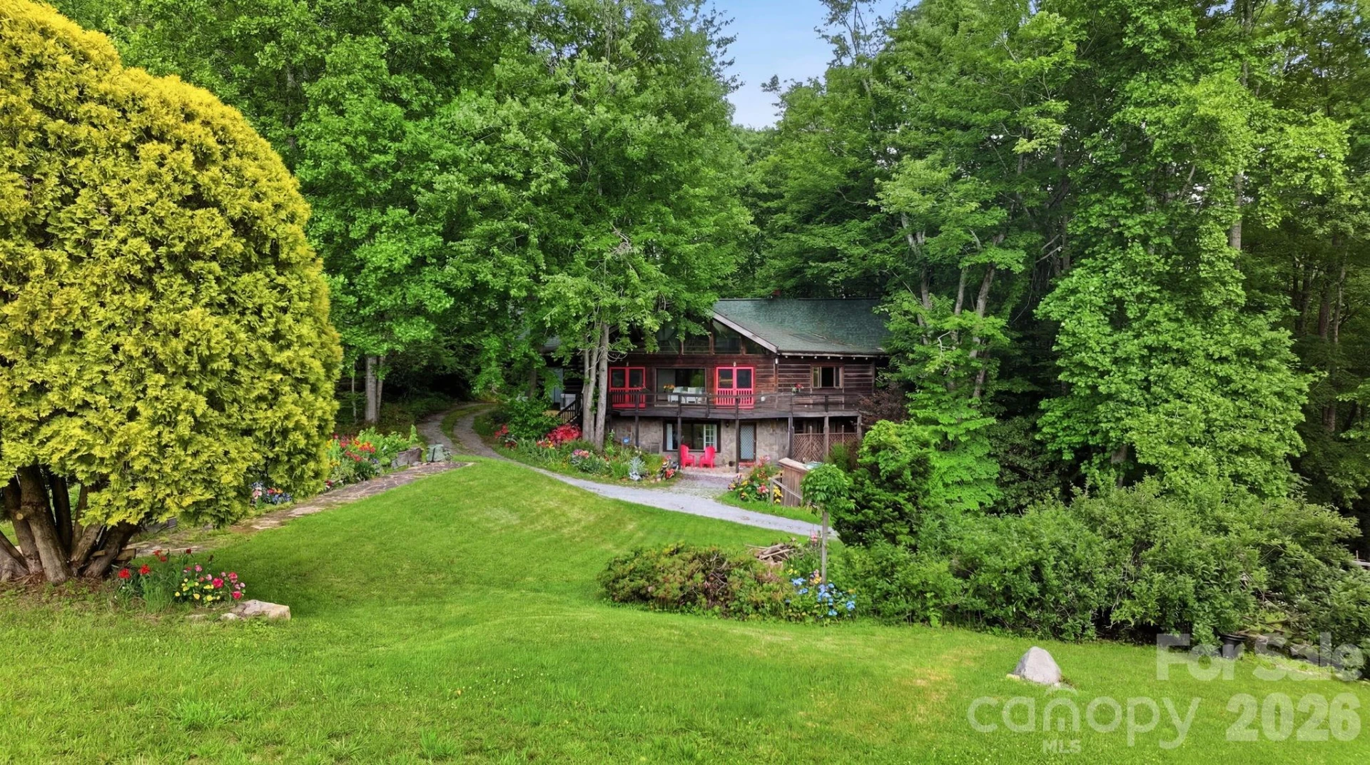 429 Biodome Drive - Photo 3