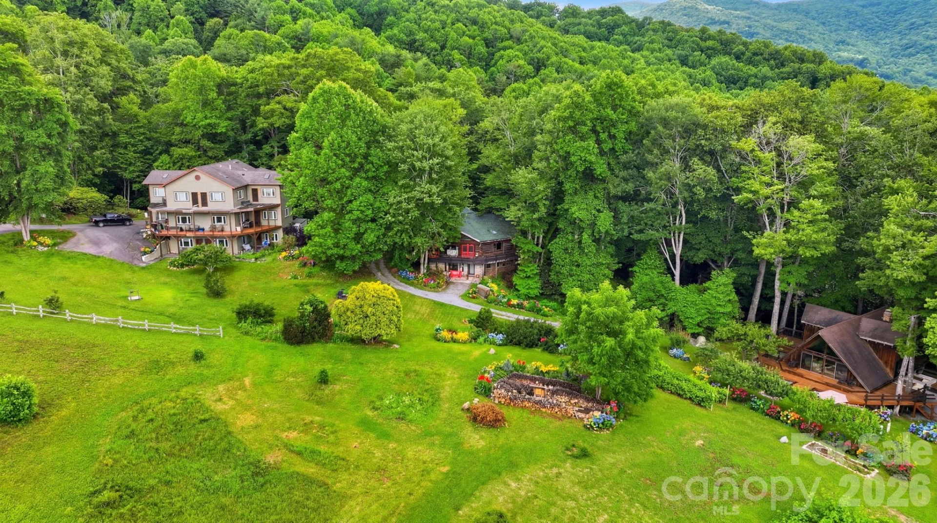 429 Biodome Drive - Photo 44