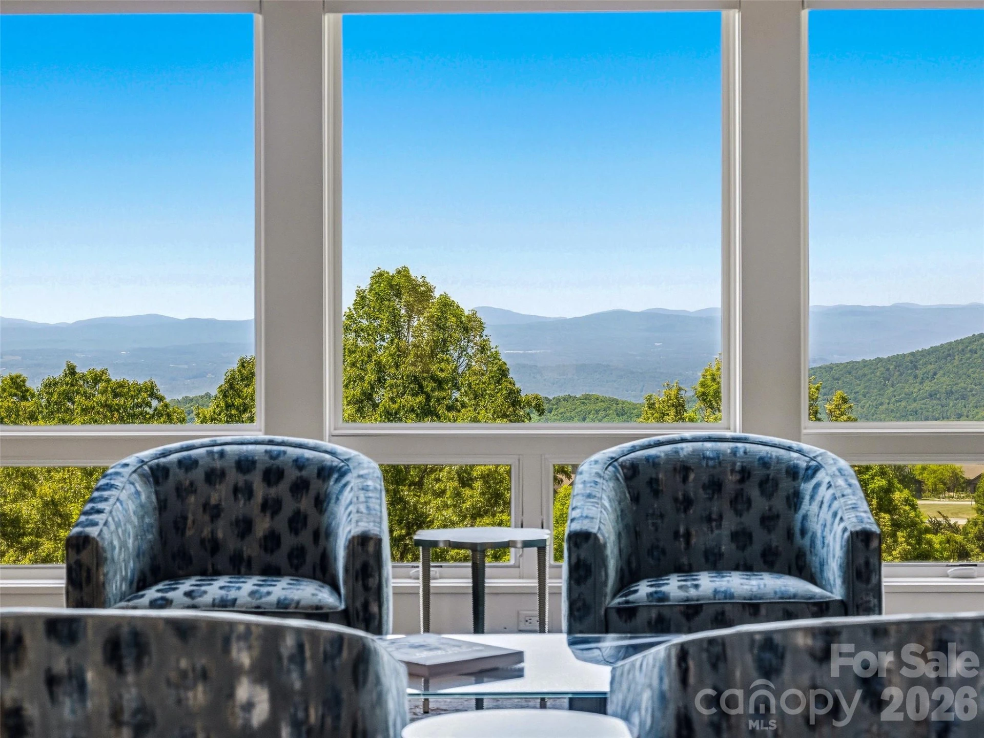 236 Summerset Drive - Photo 5