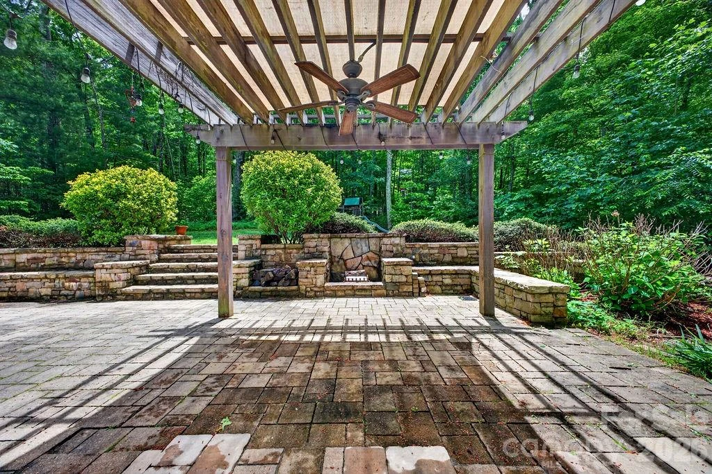 94 Oak Hollow Drive - Photo 28