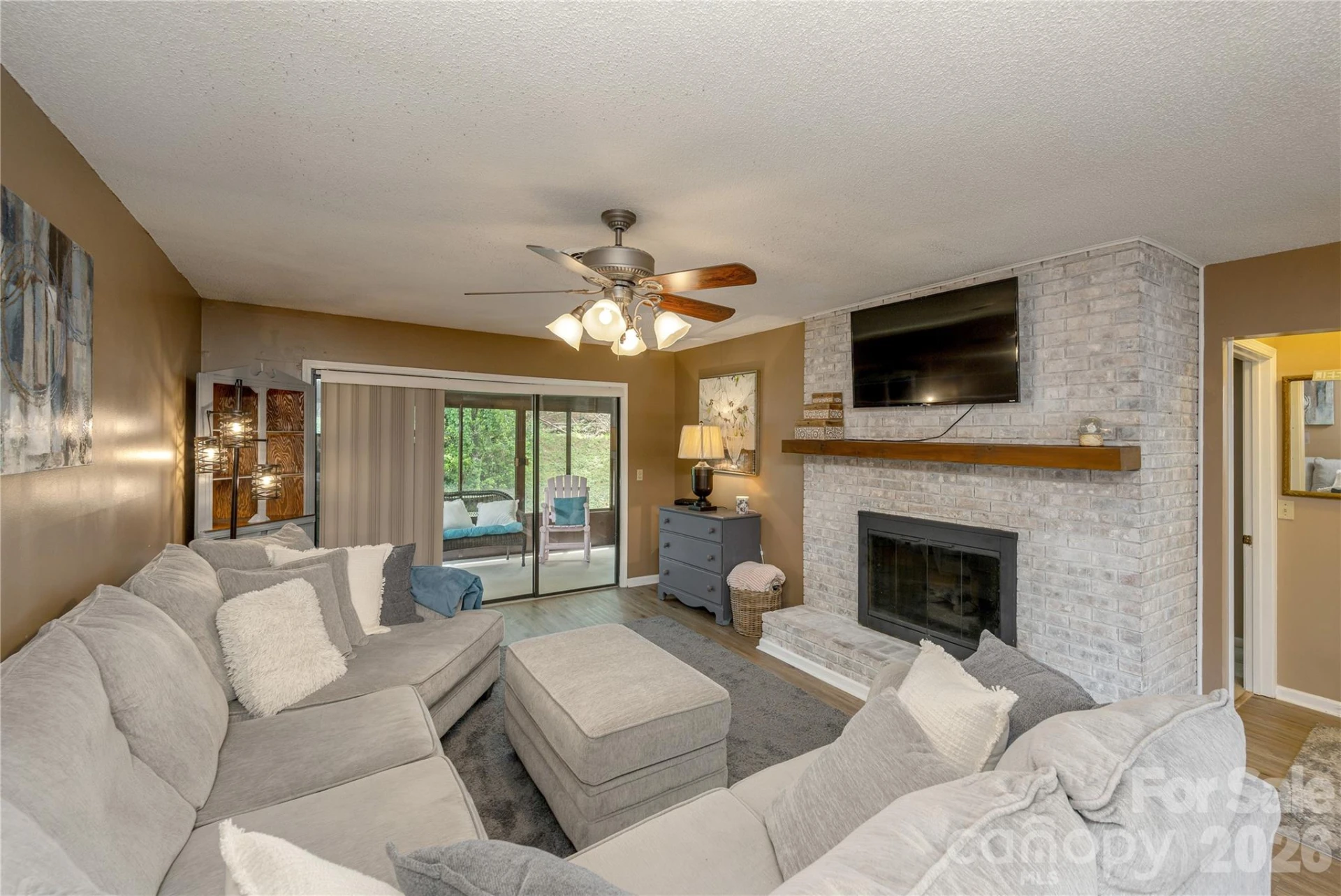 580 Britton Creek Drive - Photo 8