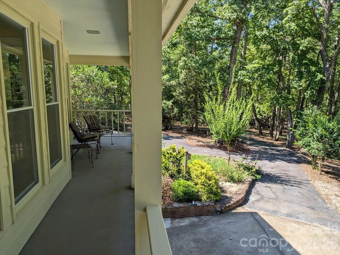 675 Fox Run Lane - Photo 28