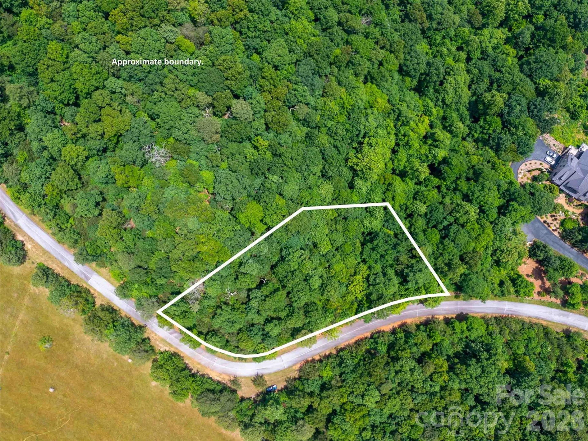 288 Eastman Place - Photo 2
