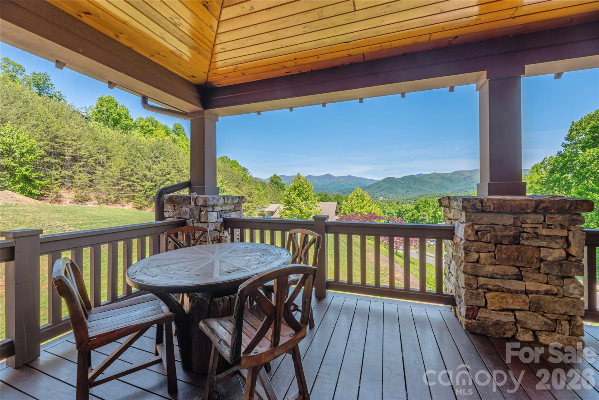 146 Settings Boulevard - Photo 14