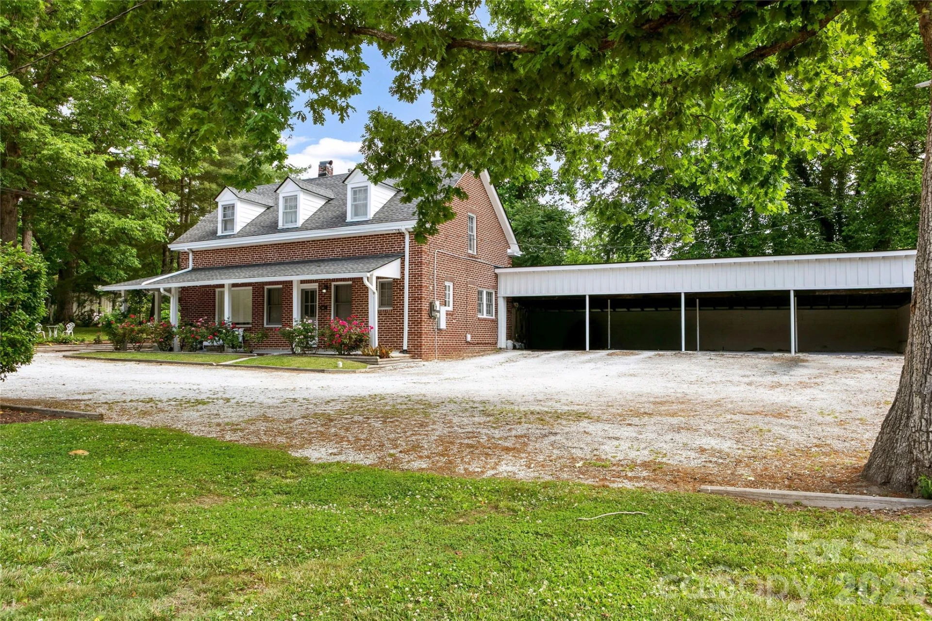 1518 Greenville Highway - Photo 3
